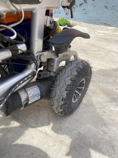 Инвалидная коляска с электроприводом