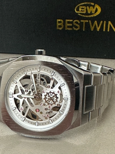 Часы BESTWIN