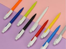 Ручка пластиковая шариковая Pixel KG F Ручка пластиковая шариковая Pixel KG F