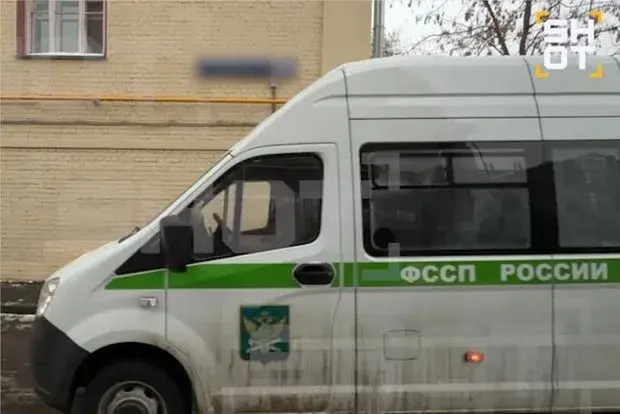 Судебные приставы начали принудительно выселять Долину из квартиры