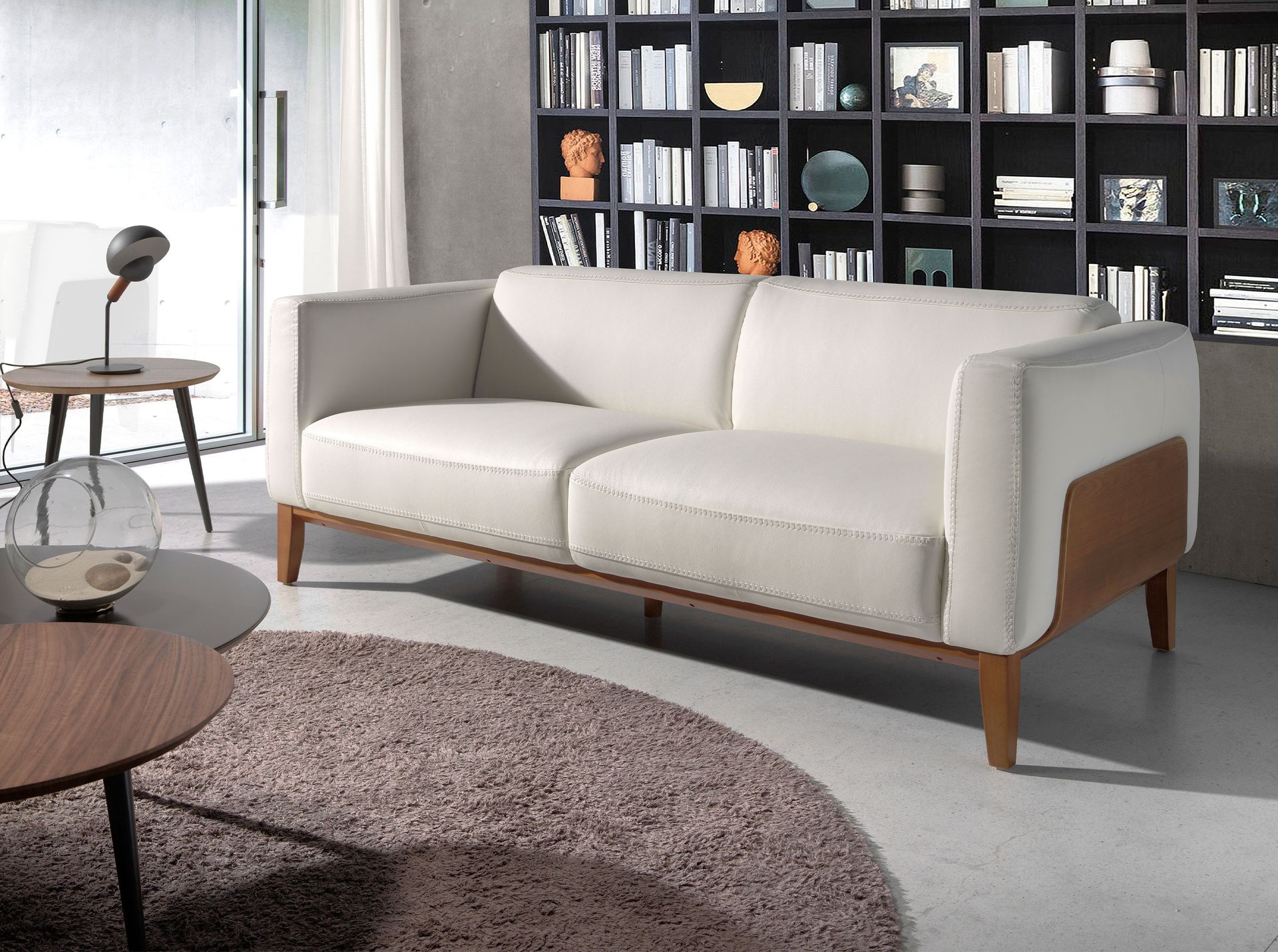 Диван 3-х местный 5353-3P-M9715 /6115 кожаный белый с каркасом из ореха