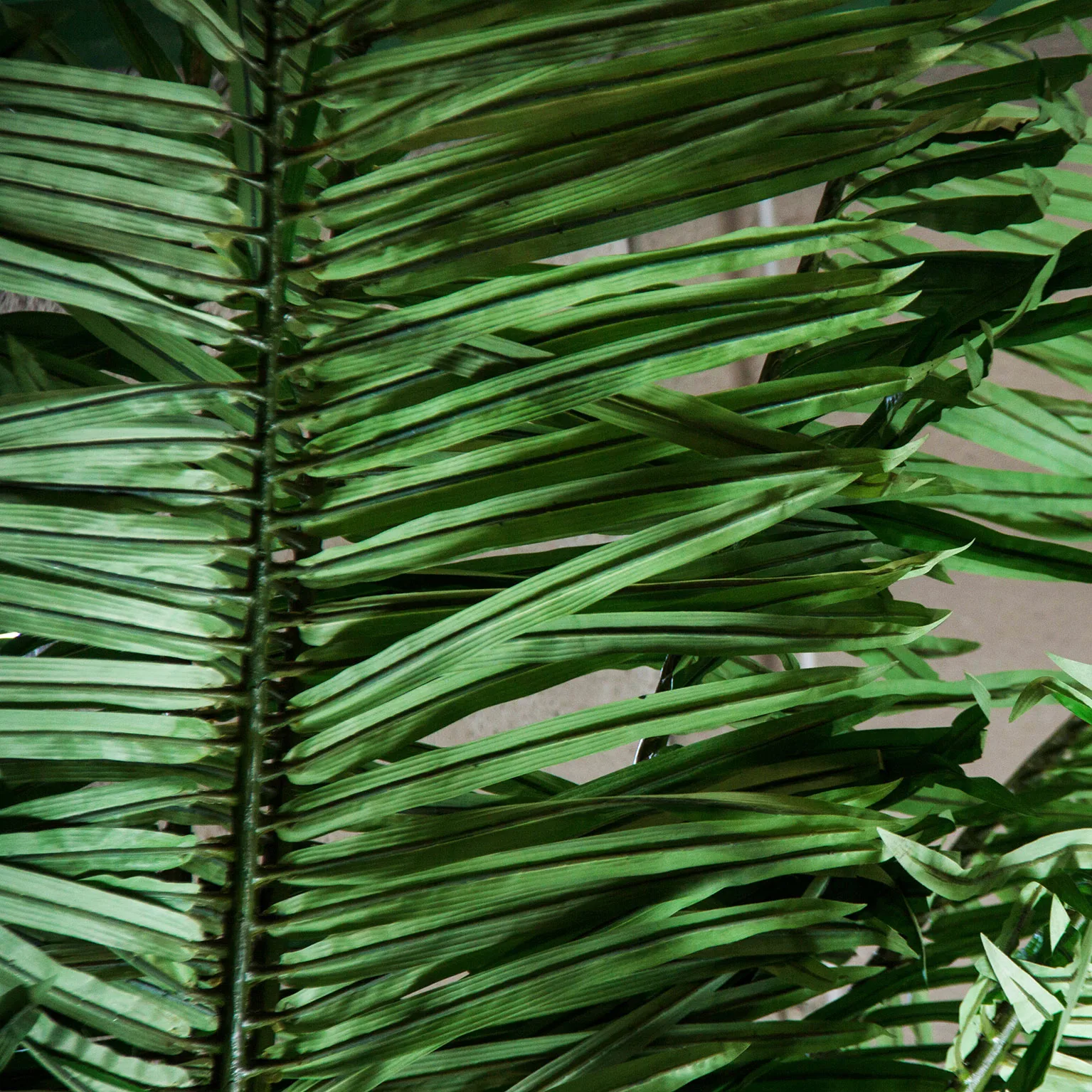 Пальма искусственная PALMERA