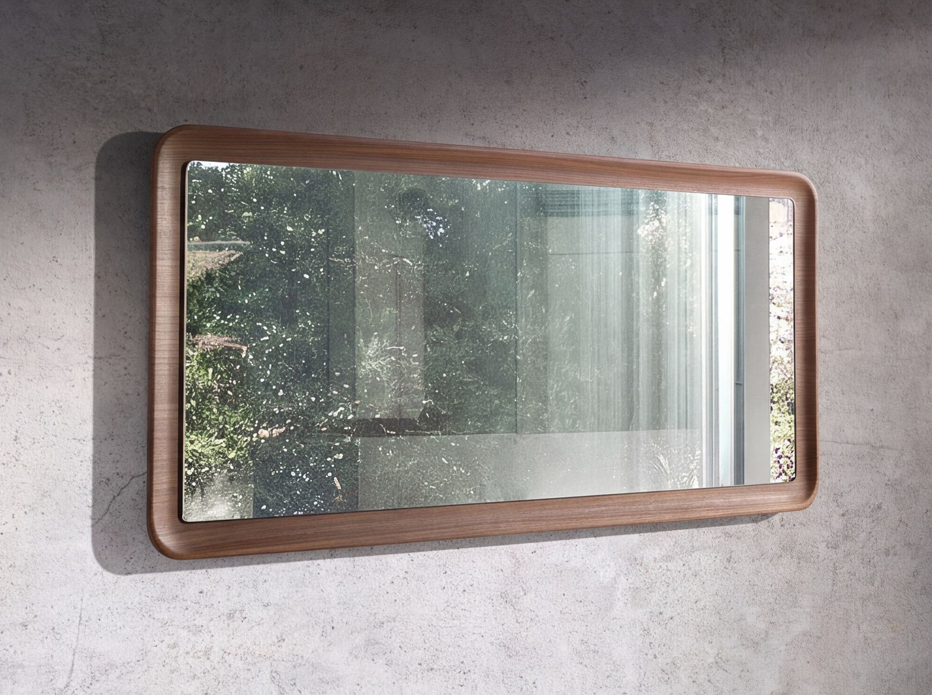 Прямоугольное настенное зеркало 3248/415-G в раме из ореха 120 x 60