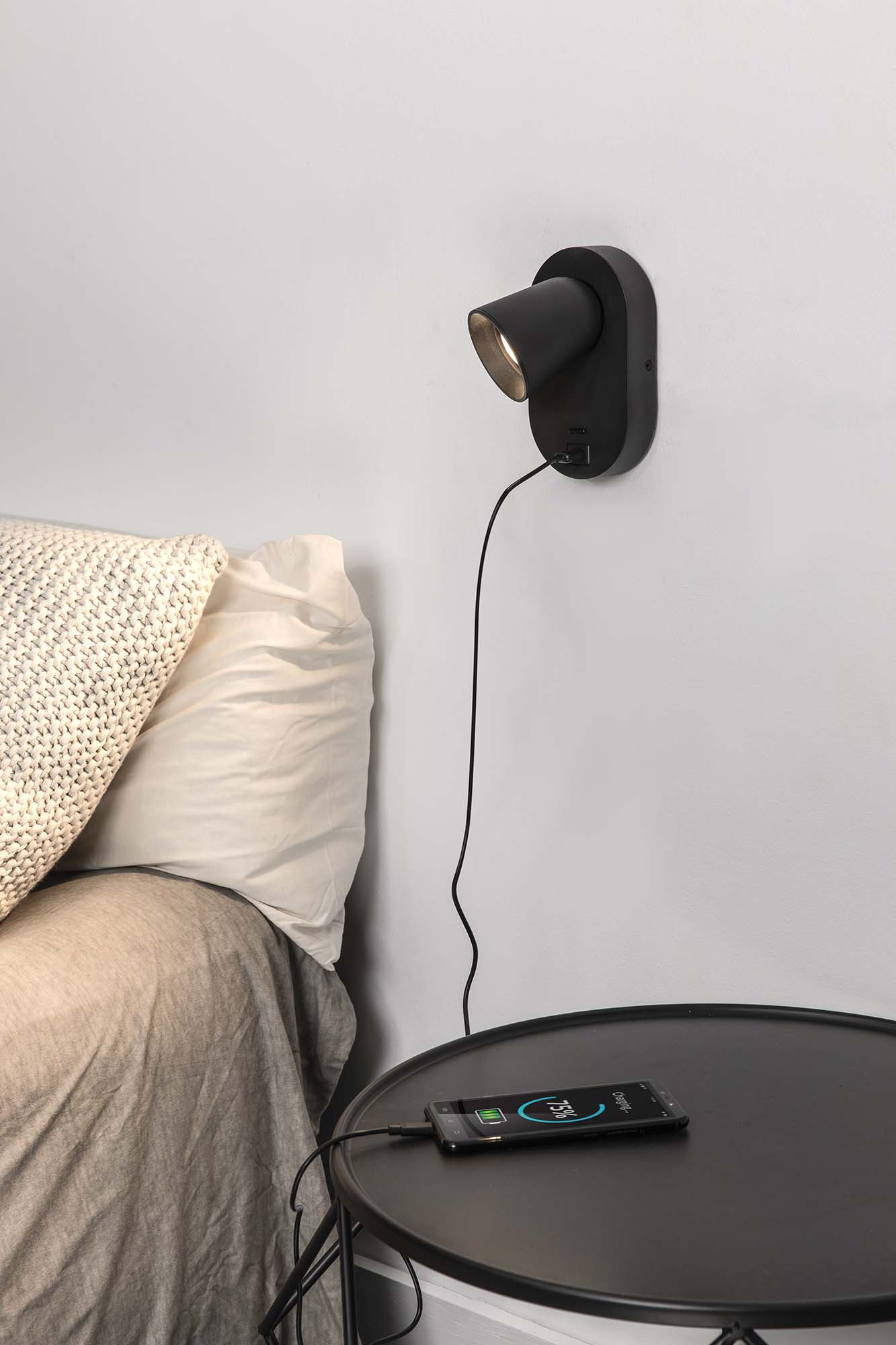 Настенный светильник CORB USB C черный