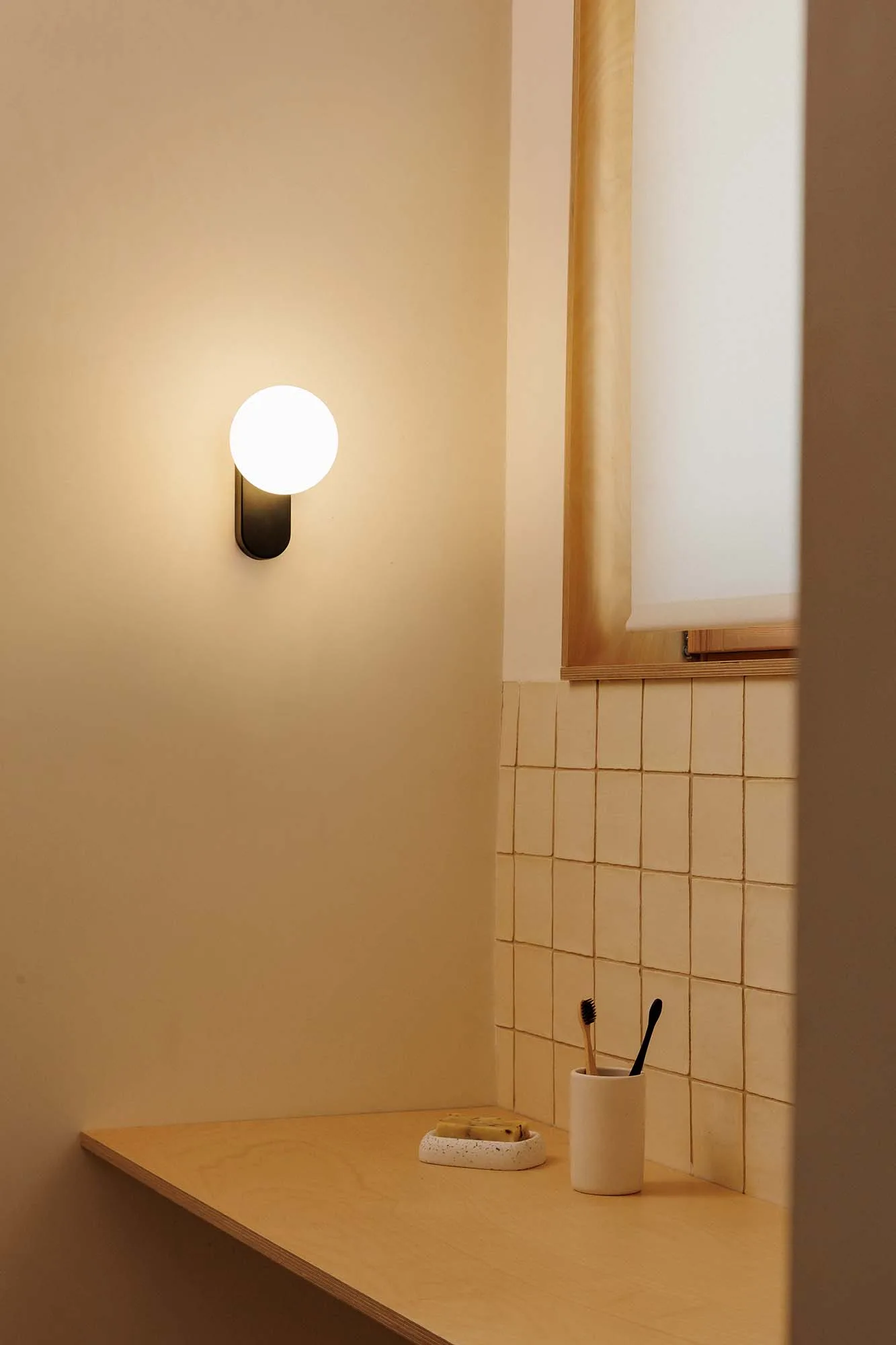 MABE Настенный светильник черный LED 6W 3000K