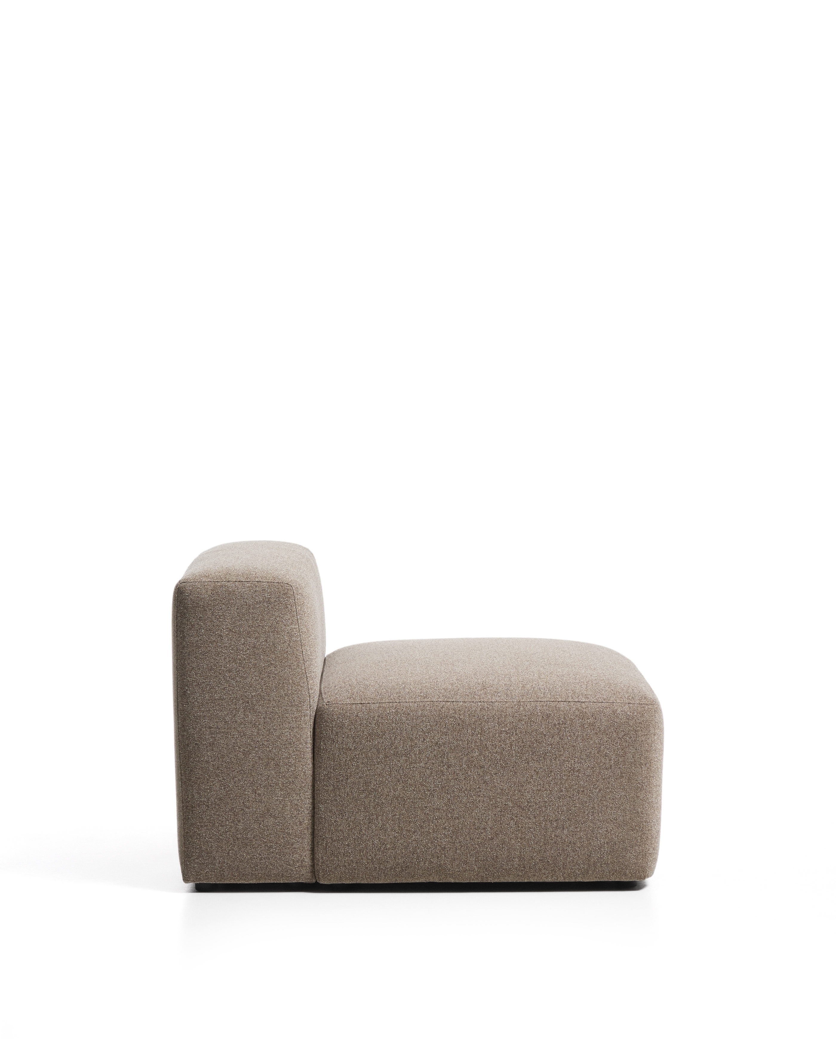 Коричневое кресло из синели Blok, 90 см
