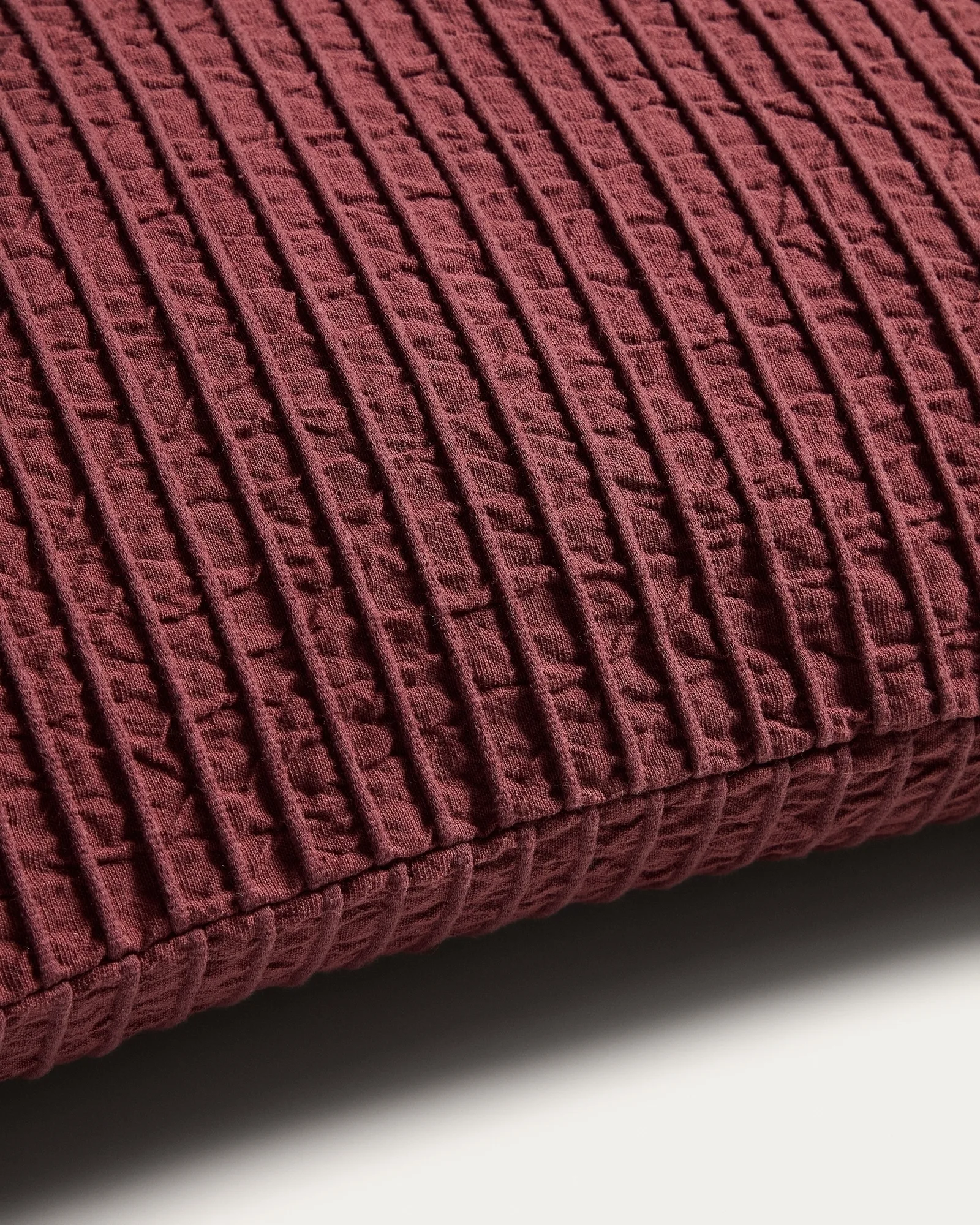 Чехол для подушки Tarilo из хлопка бордового цвета плиссированный, 50 x 50 см