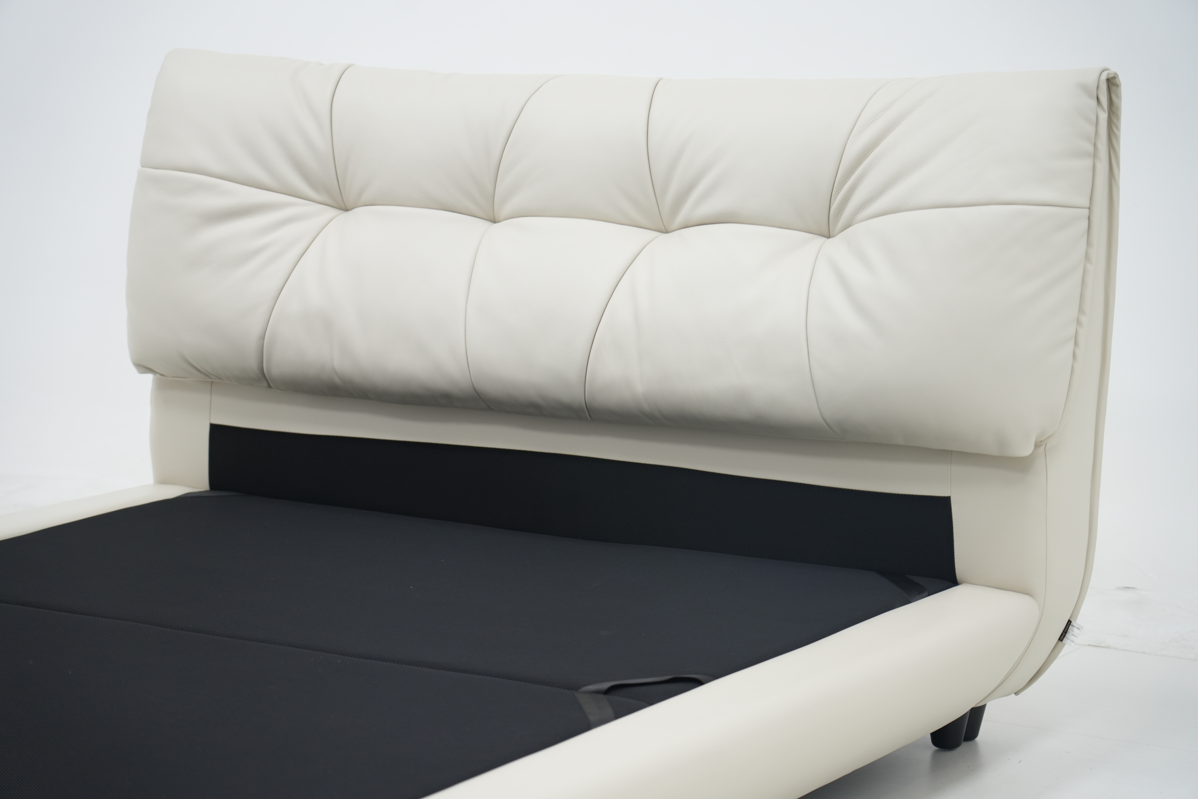 Двуспальная кровать Quilt Bed A-320D
