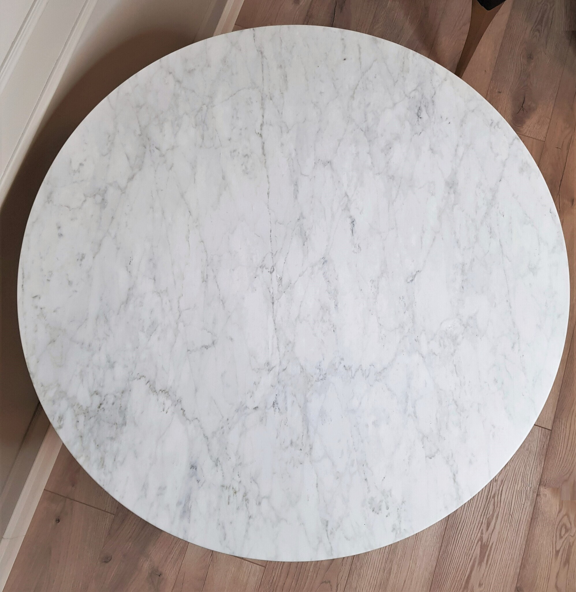 Стол Tulip Marble