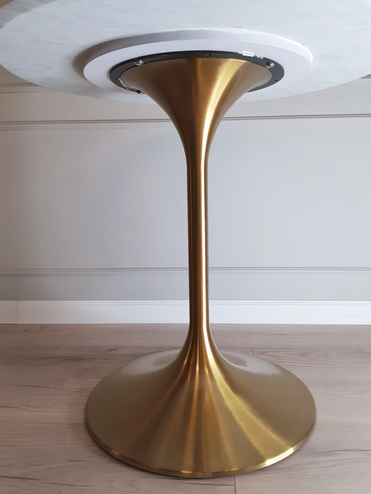 Стол Tulip Marble Brass