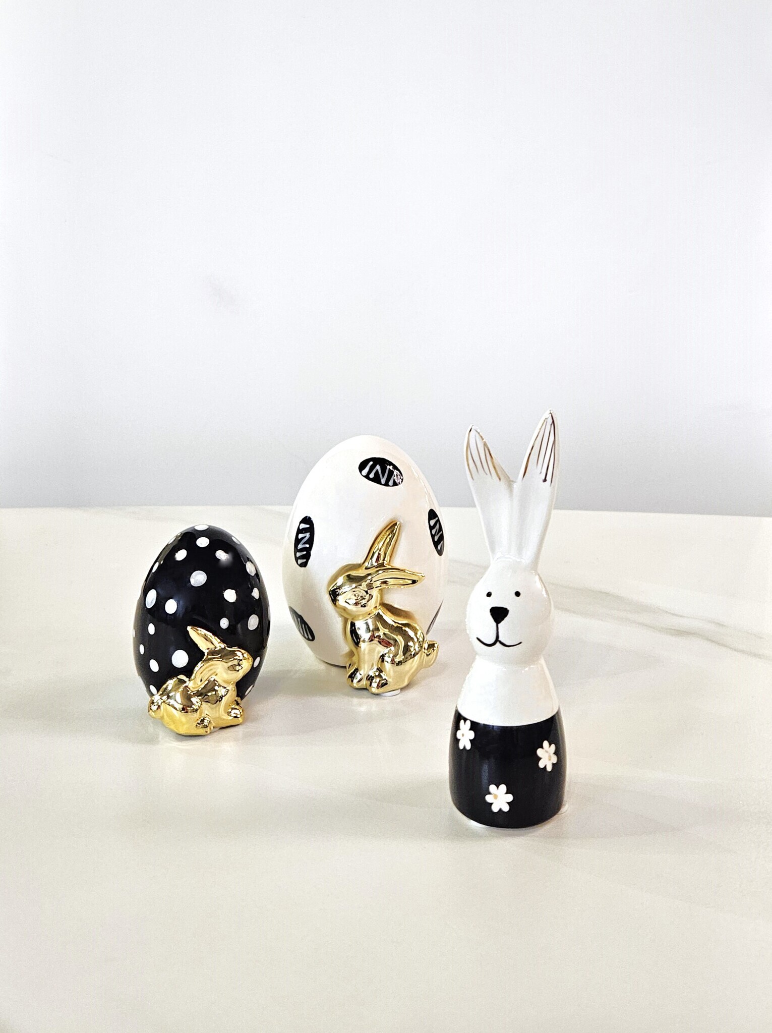 Статуэтка Flower rabbit