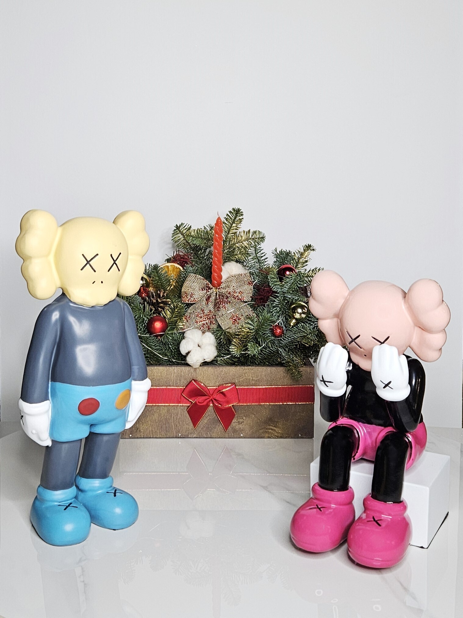 Статуэтка Kaws Hypebeast