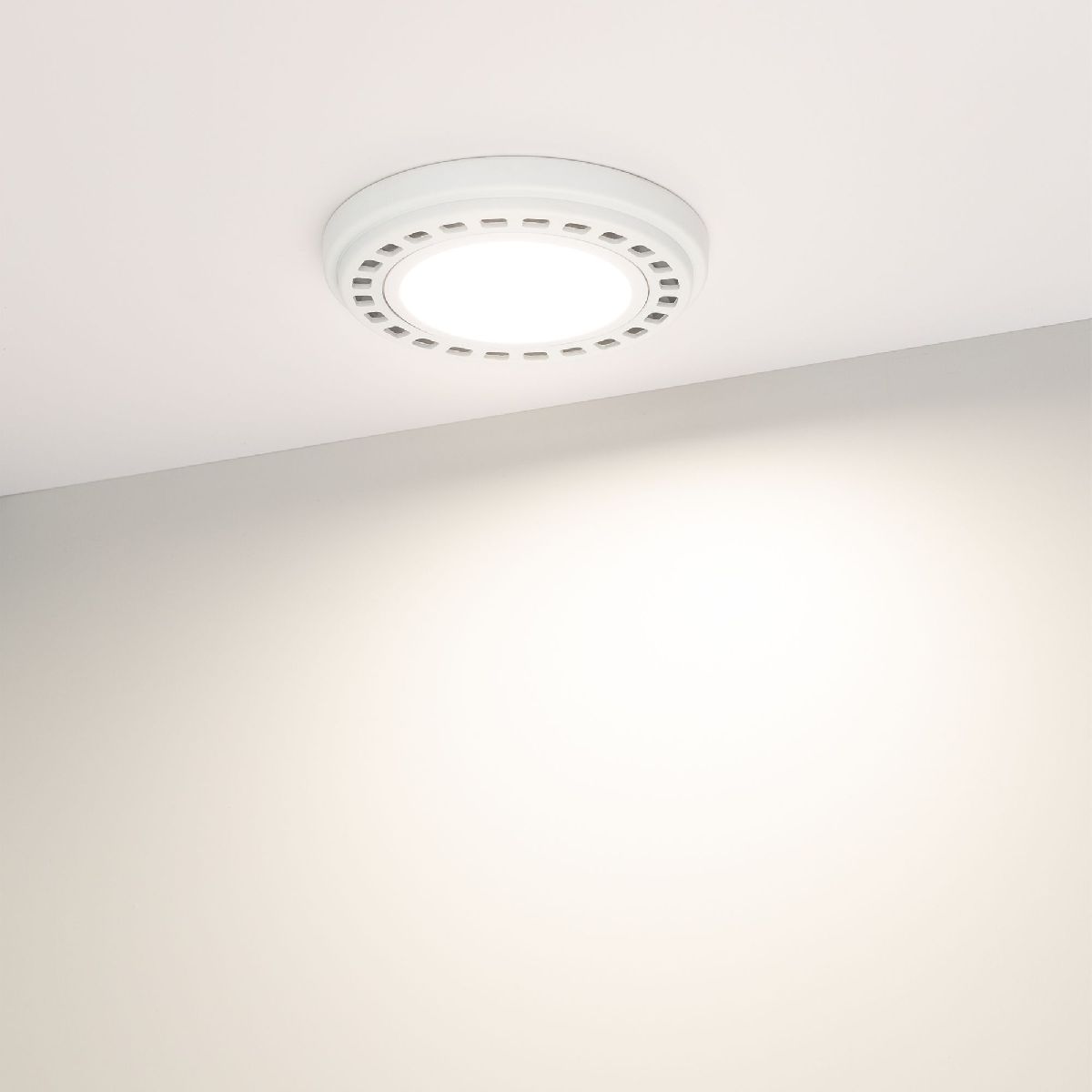 Лампа светодиодная AR111-UNIT-GU10-15W-DIM 025624
