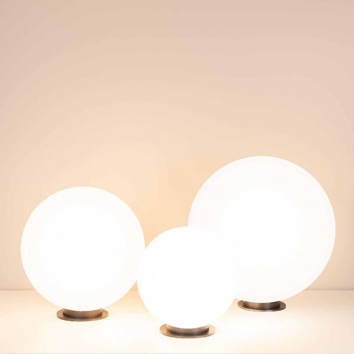 Ландшафтный светильник KT-GLOBE-R400-12W Warm3000 051028