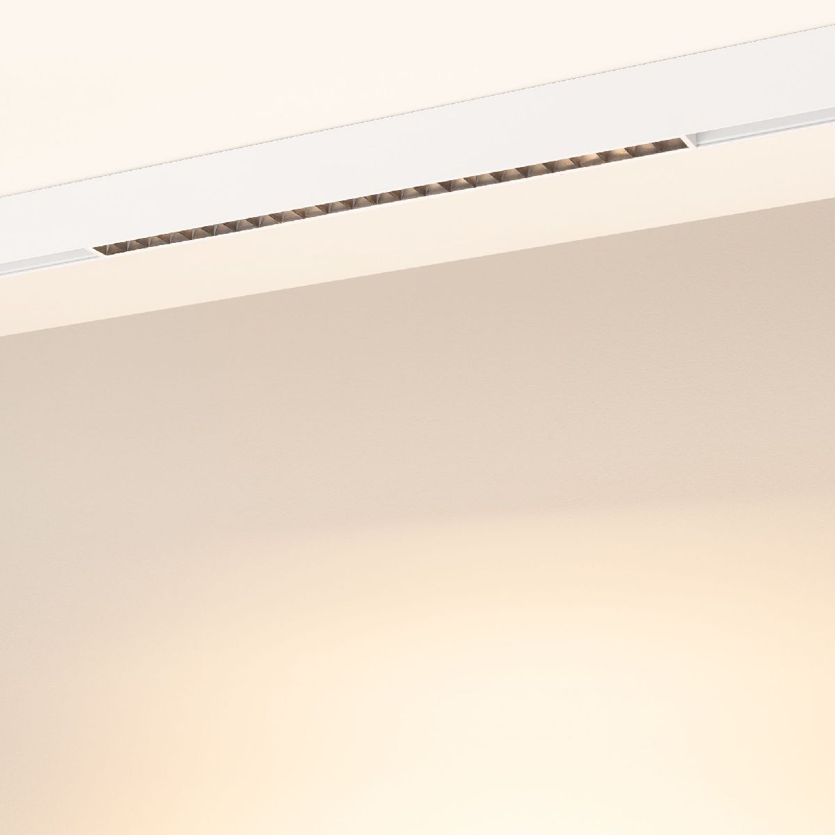 Трековый магнитный светильник MAG-ORIENT-LASER-L465-16W Warm2700 051733