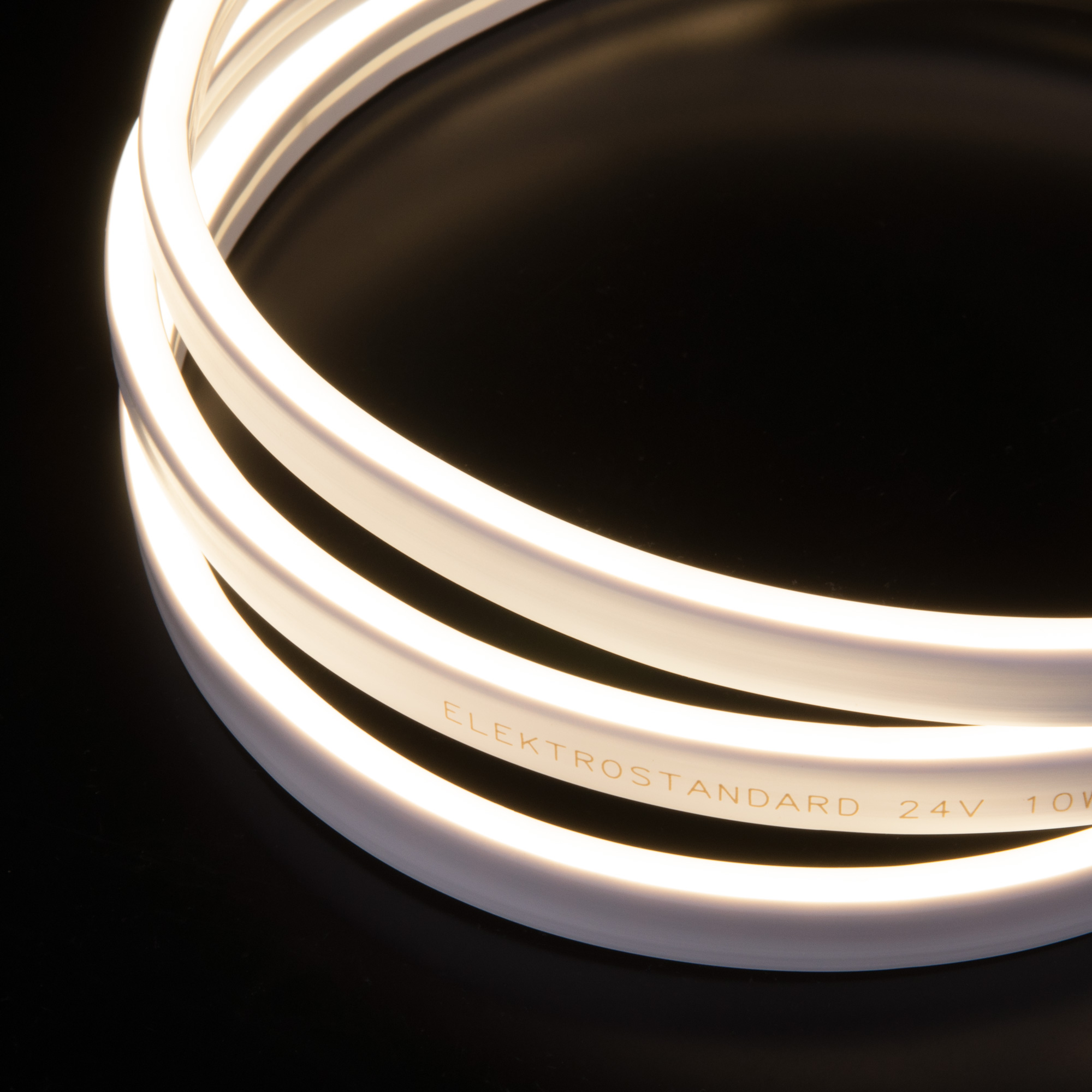 Гибкий неон 24V 10W 120Led 2835 IP65 дневной белый 5м 4690389176104 a056259