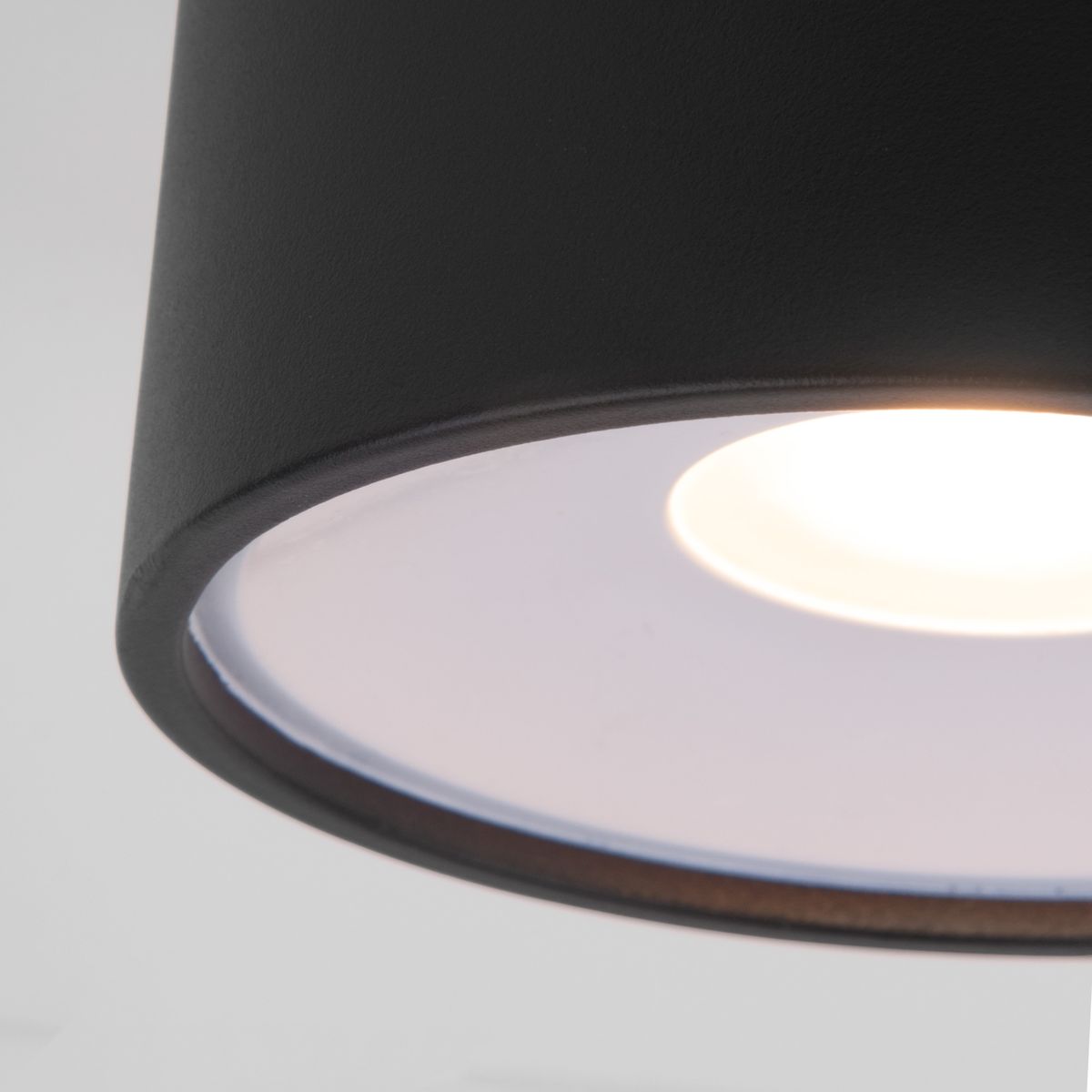 Уличный потолочный светильник Light LED 35141/H черный 4690389180156 a057470