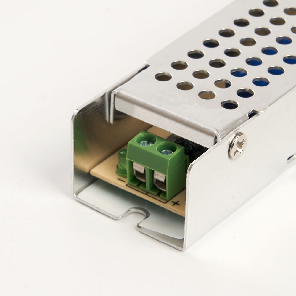 Блок питания для светодиодной ленты LB009 12V 36W IP20 3A 176-264В 48007