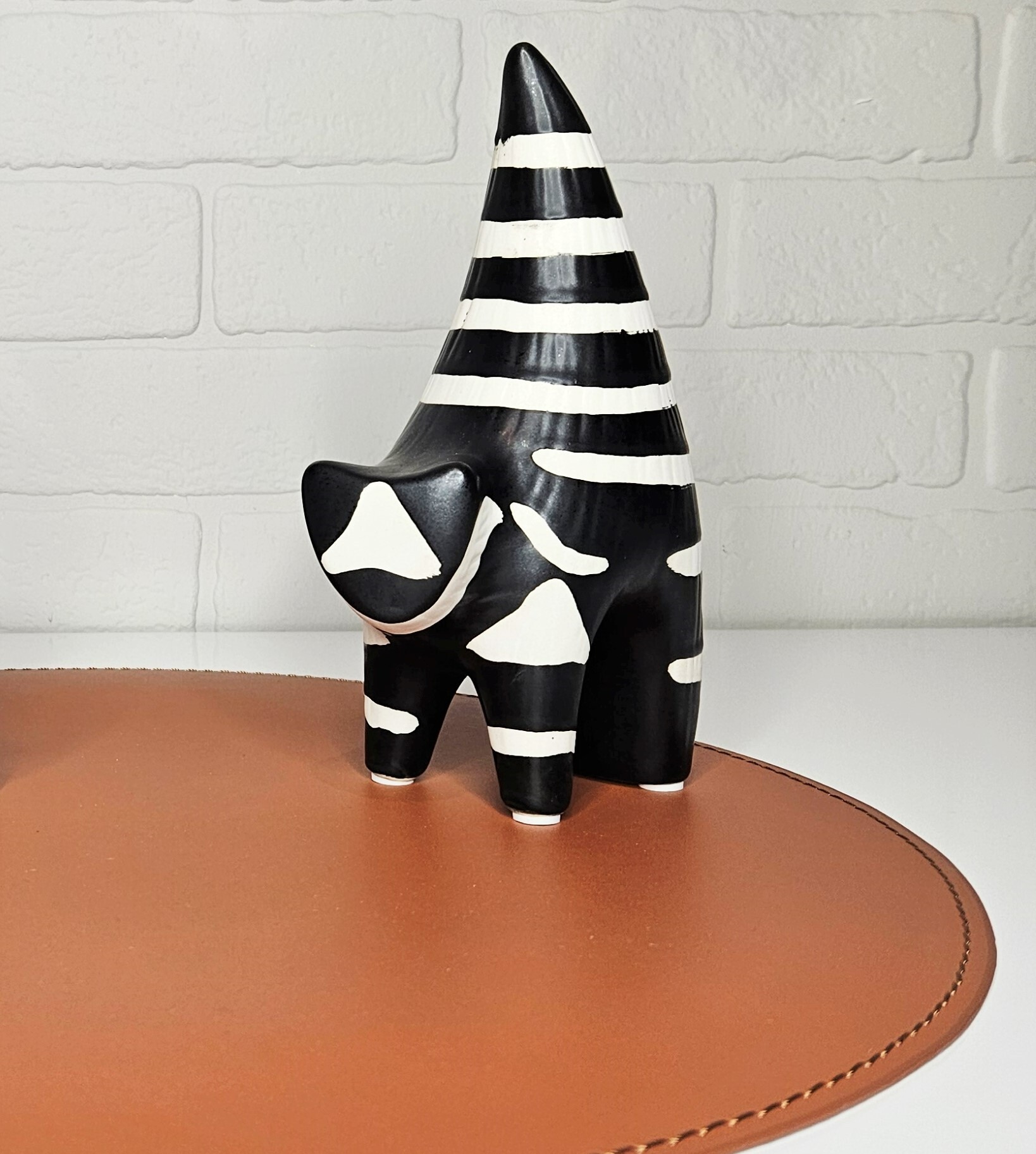 Статуэтка Hand Painted Cat ornament-A