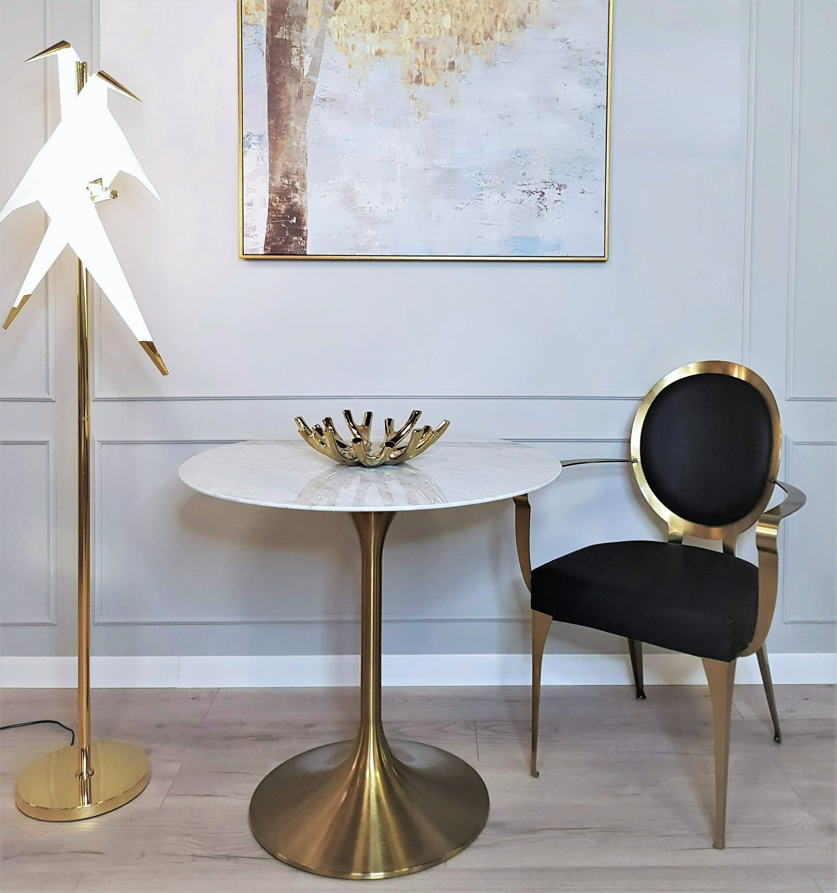 Стол обеденный белый Tulip Marble Brass