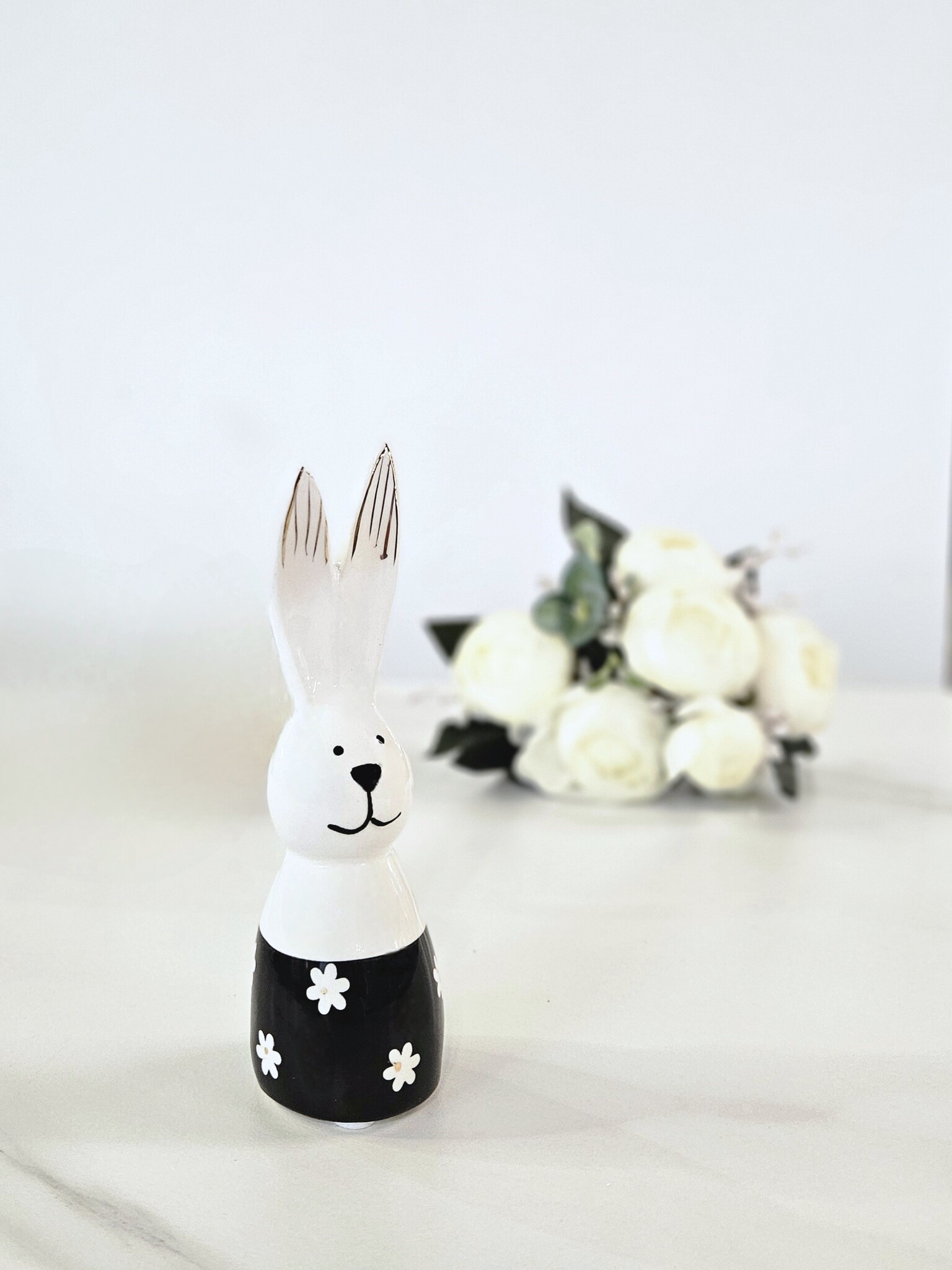 Фигурка Flower rabbit