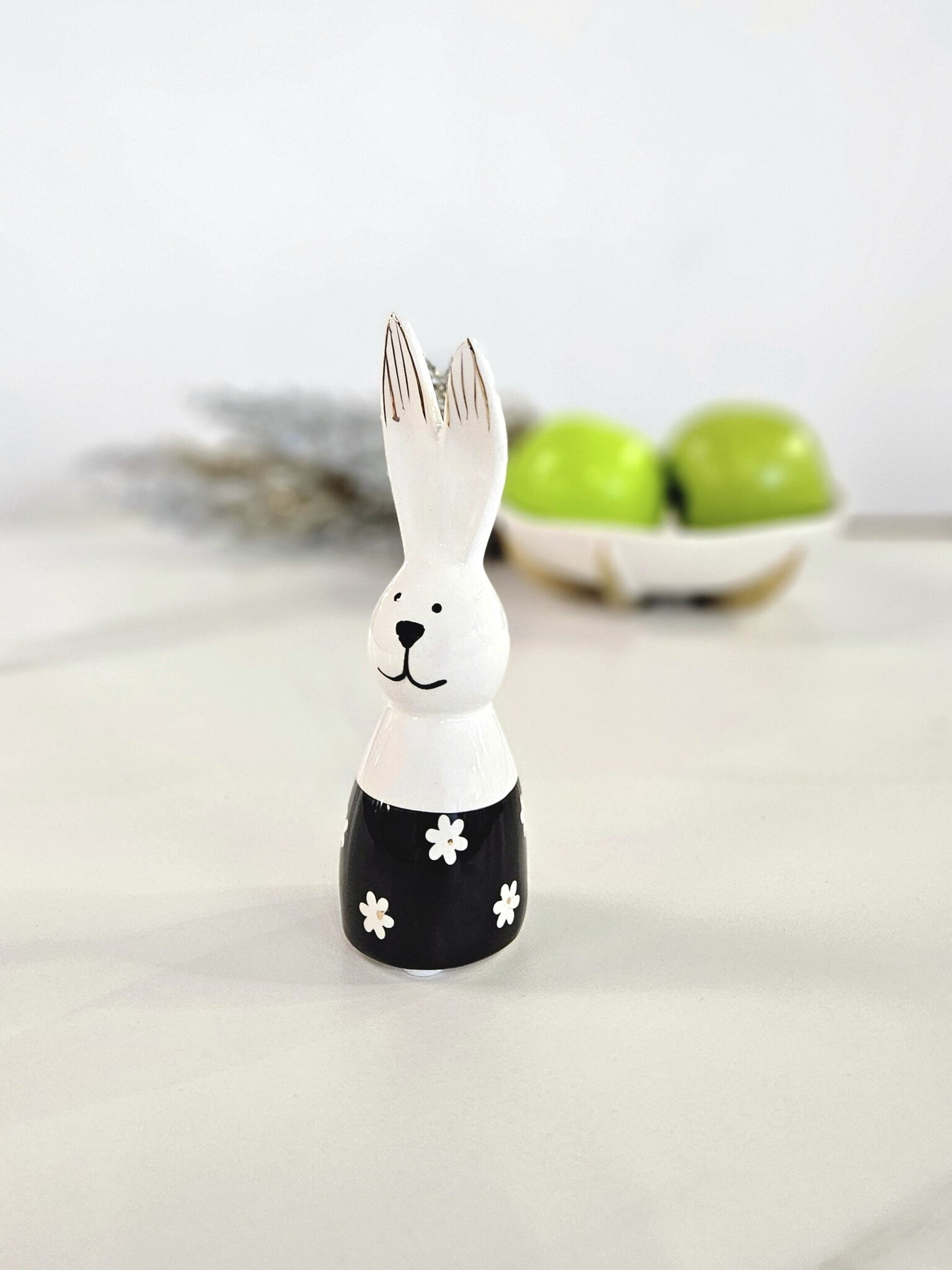 Фигурка Flower rabbit