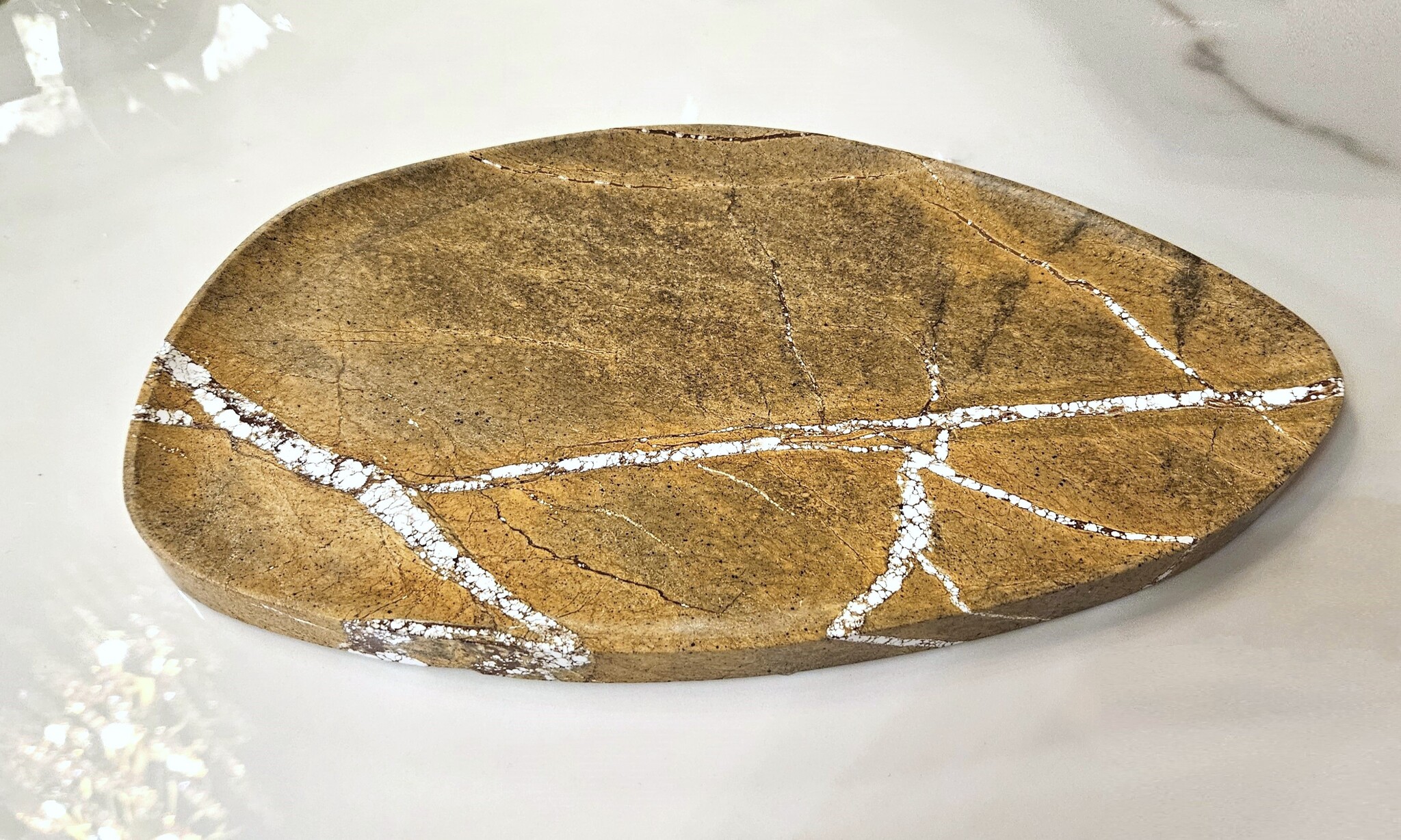 Чаша Shaped stone plate-coffee color