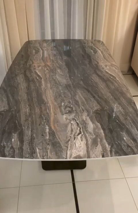 Стол Stratos