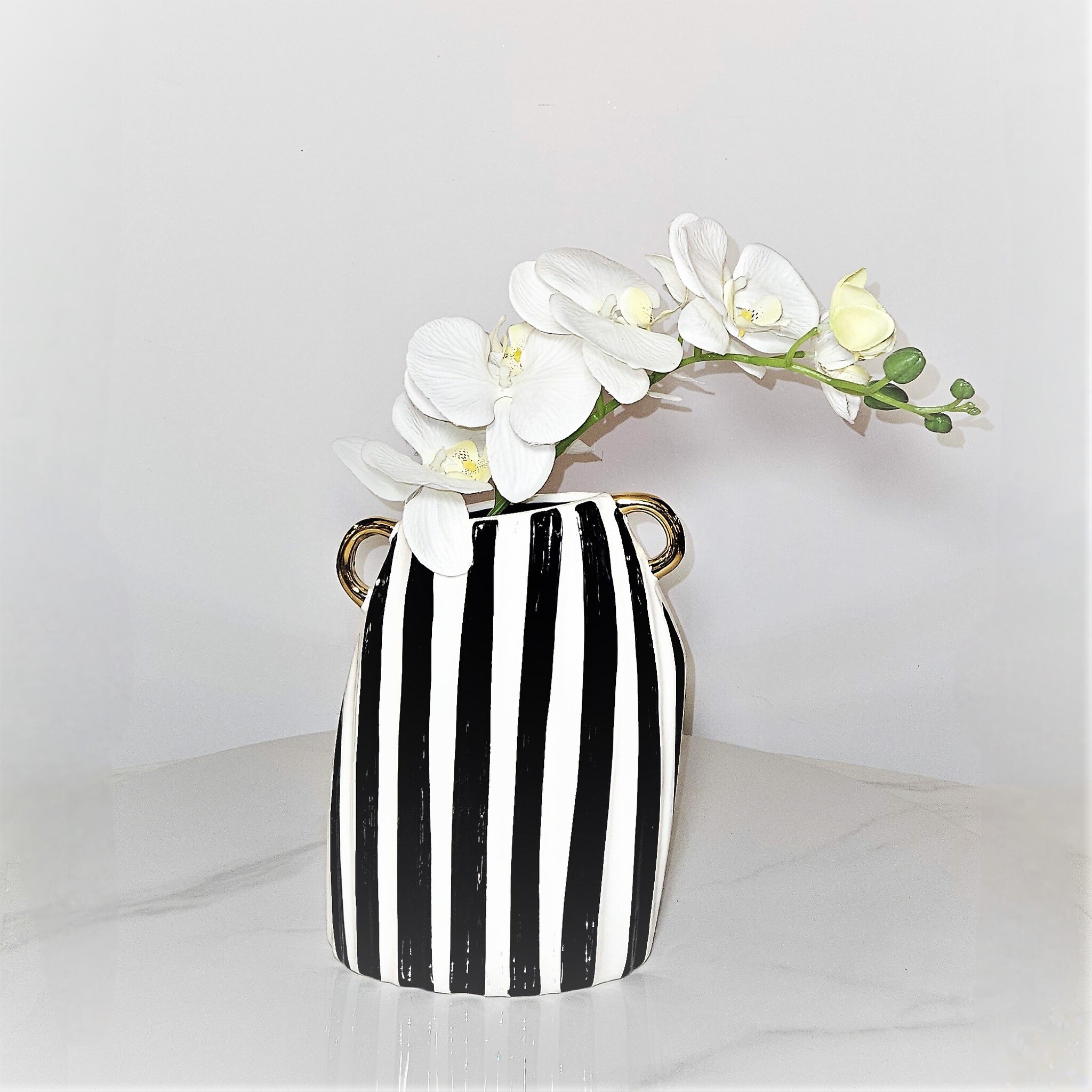 Ваза Vertical line vase A