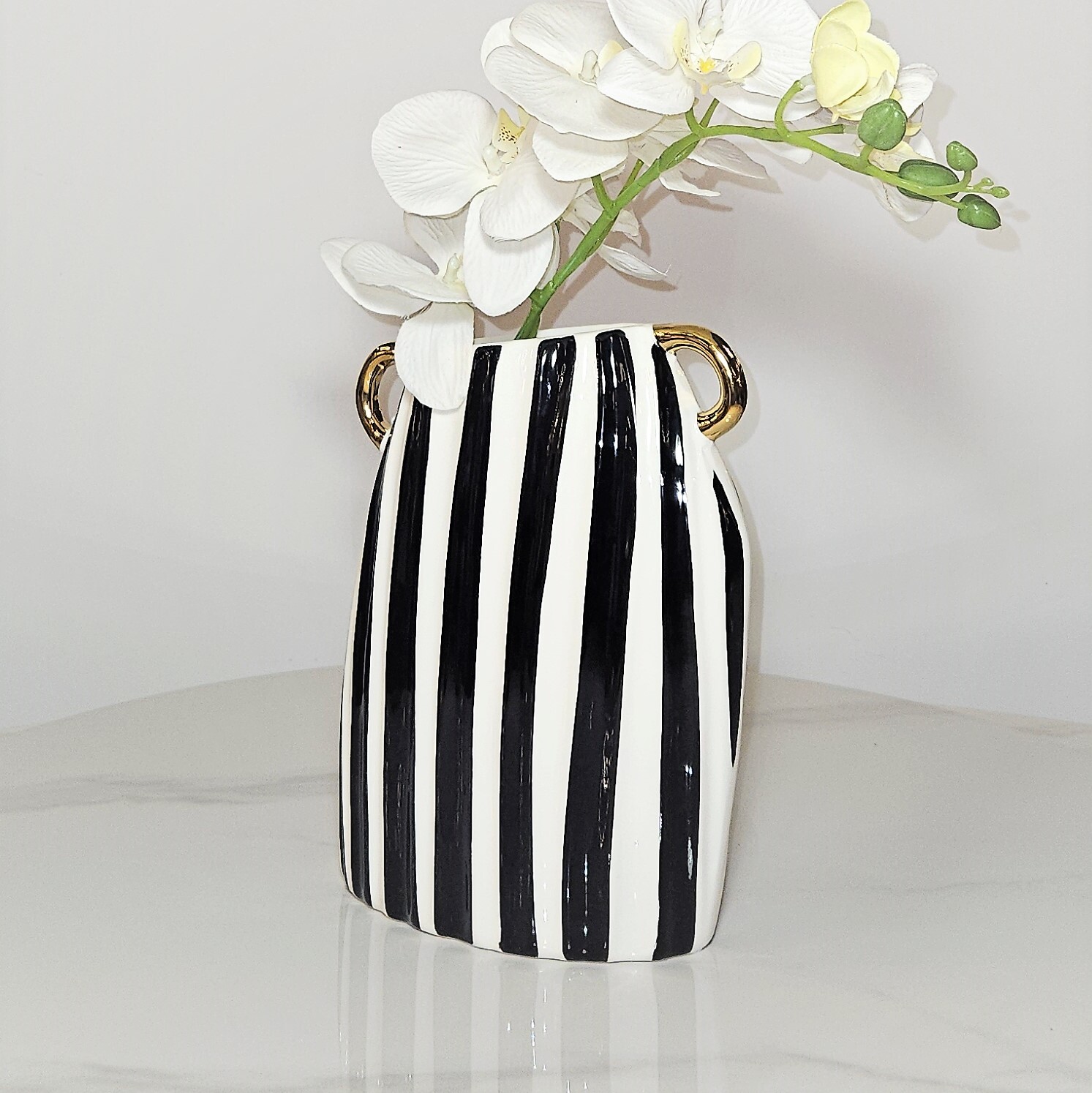 Ваза Vertical line vase A