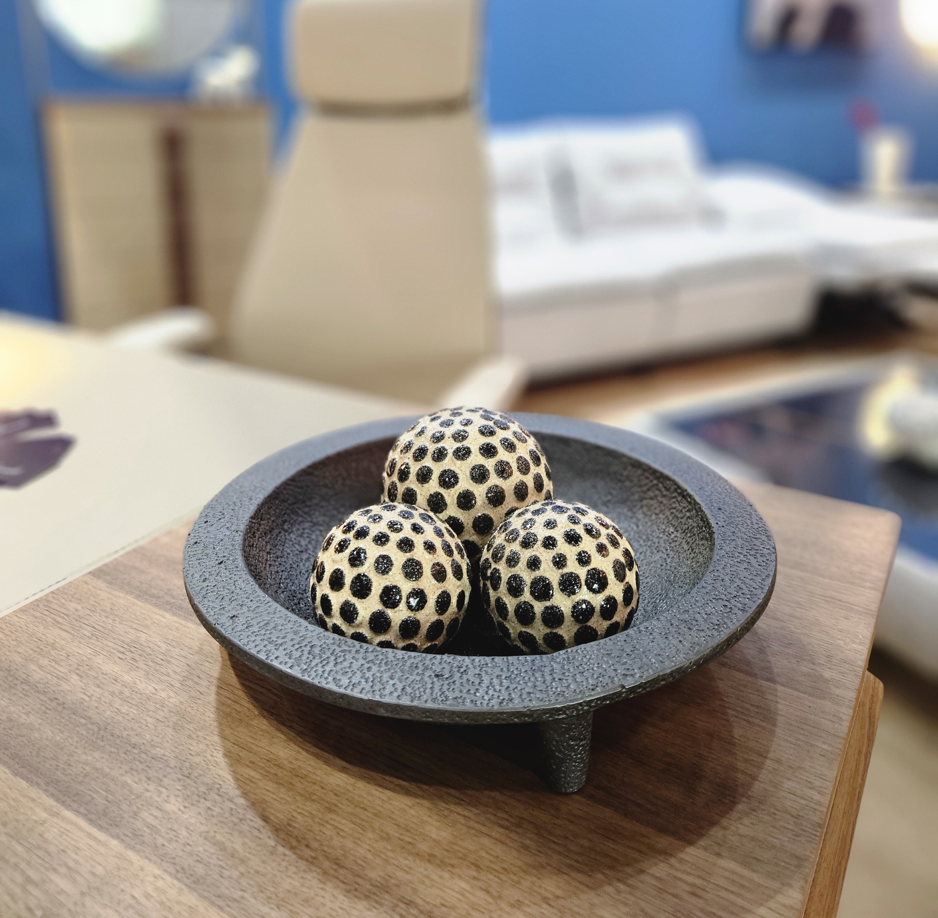 Статуэтка Black Polka Dot Sand Ball