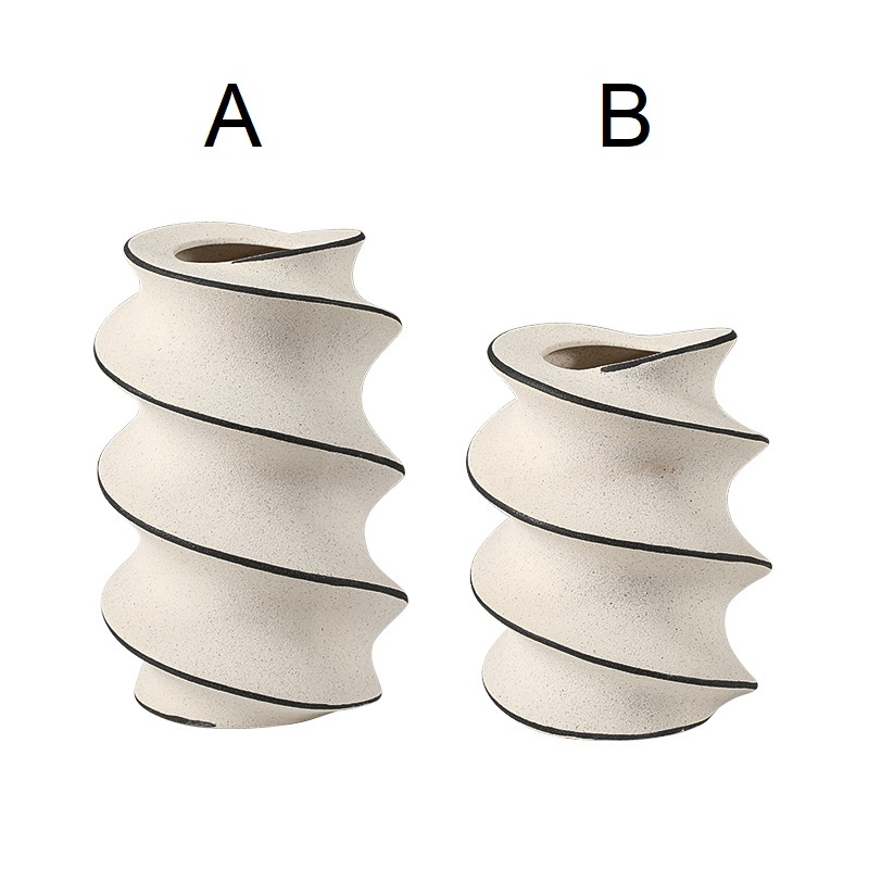 Ваза Hand Drawn Spiral Vase A