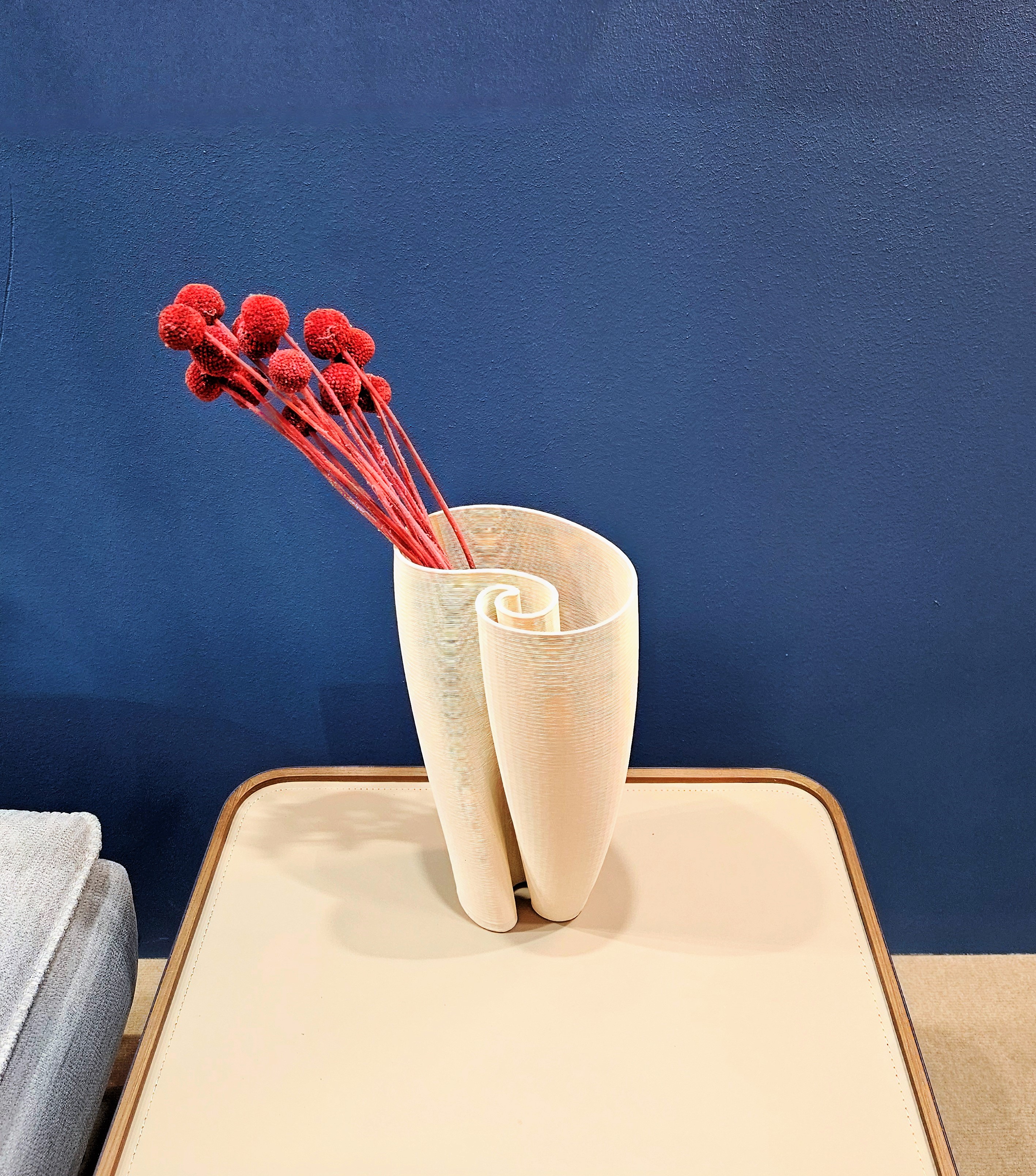 Ваза Threaded Rotating Vase A