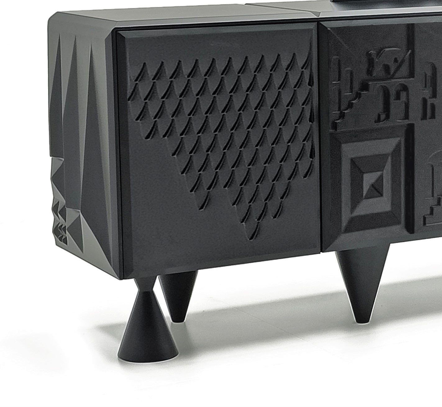 Комод BLACK D056