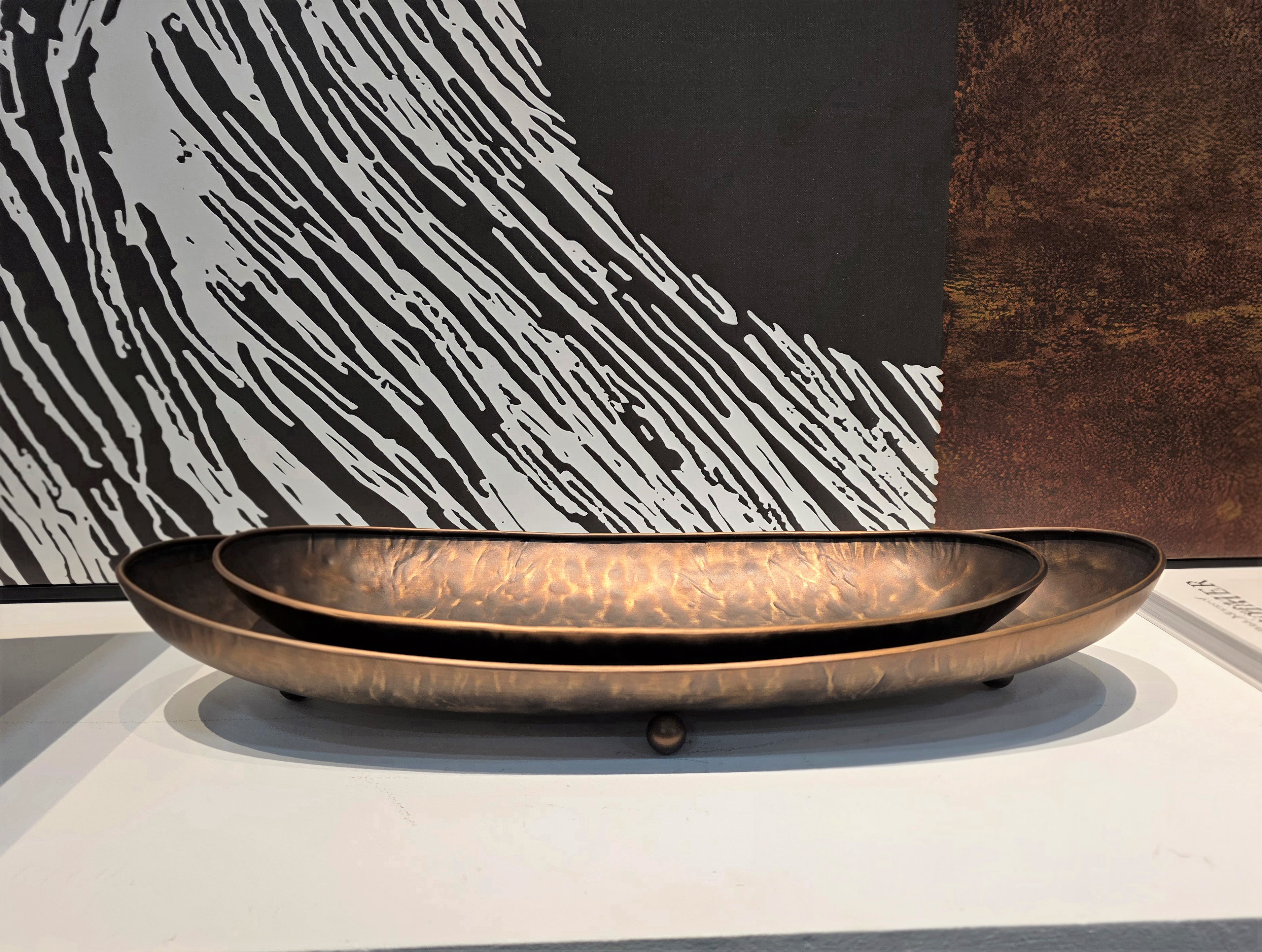 Чаша Hammer-Patterned Long Plate