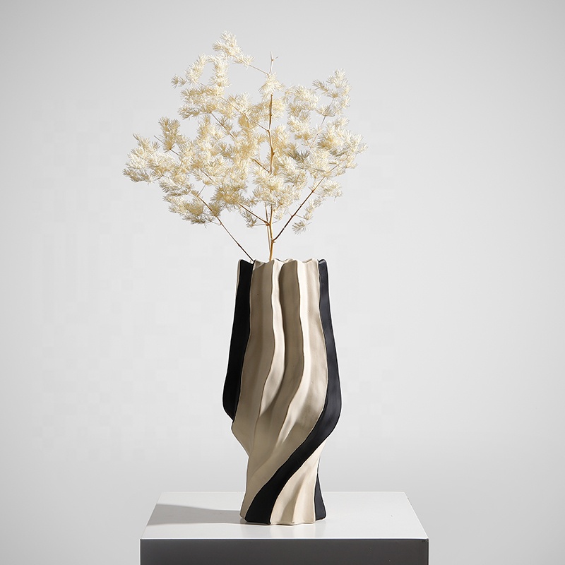 Ваза Skirt shape vase