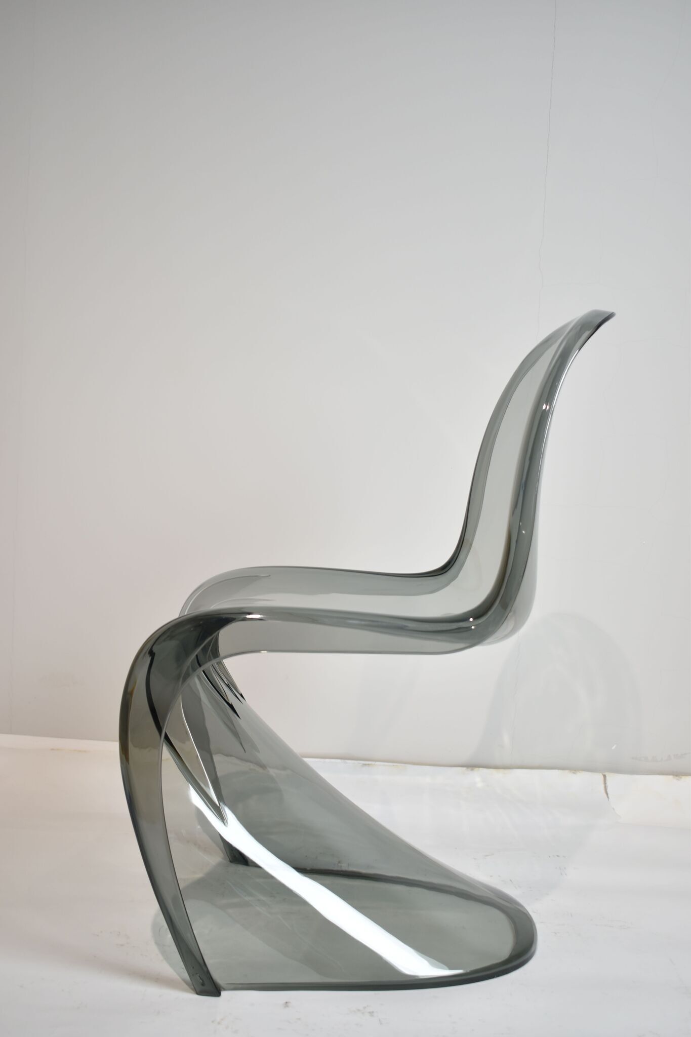 Стул Panton Ghost