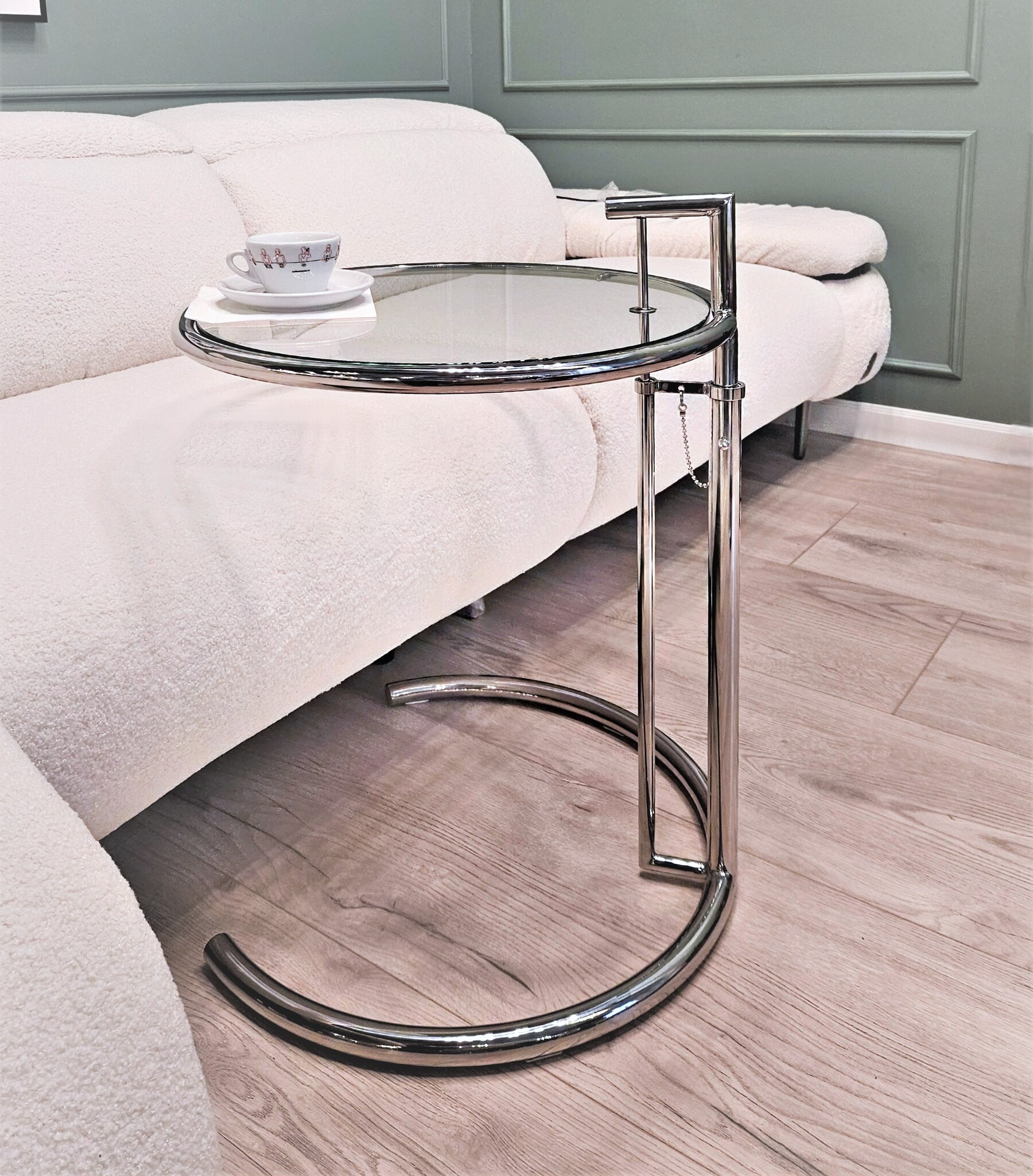Стол Eileen Gray Style Coctail Table E1027