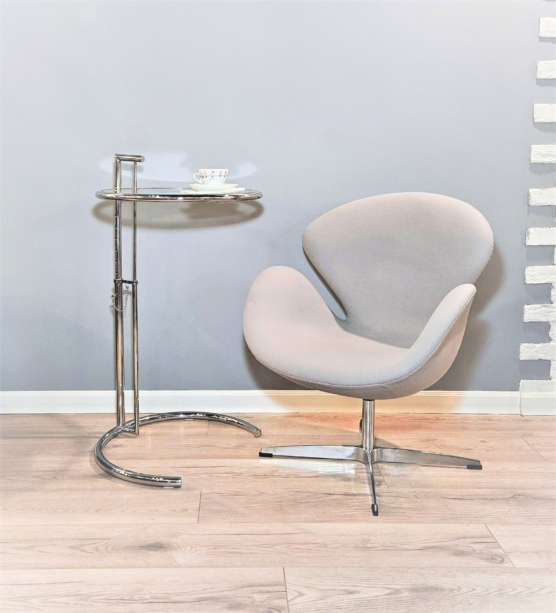 Стол Eileen Gray Style Coctail Table E1027