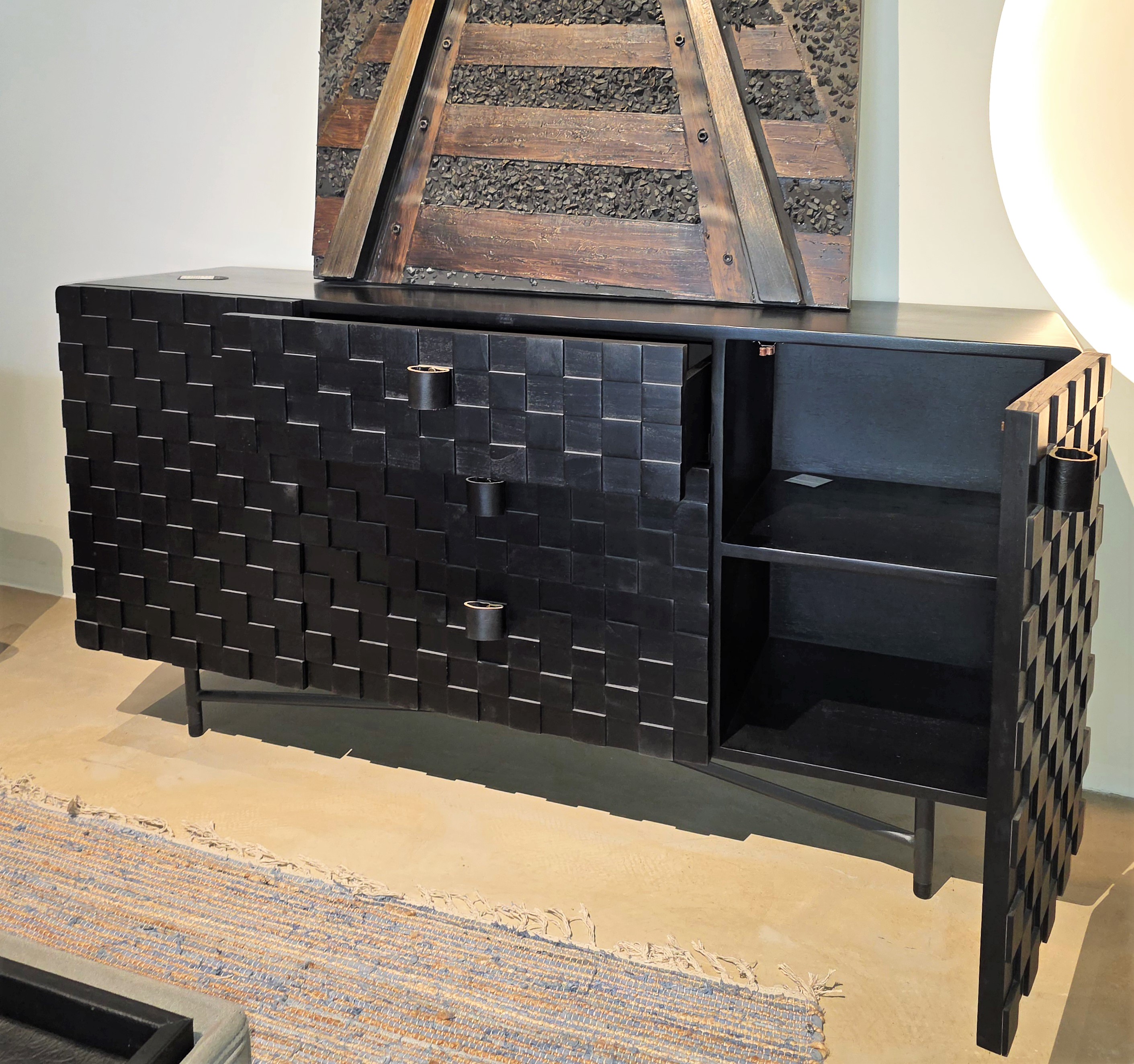 Дизайнерский комод Noir-Grid RI134