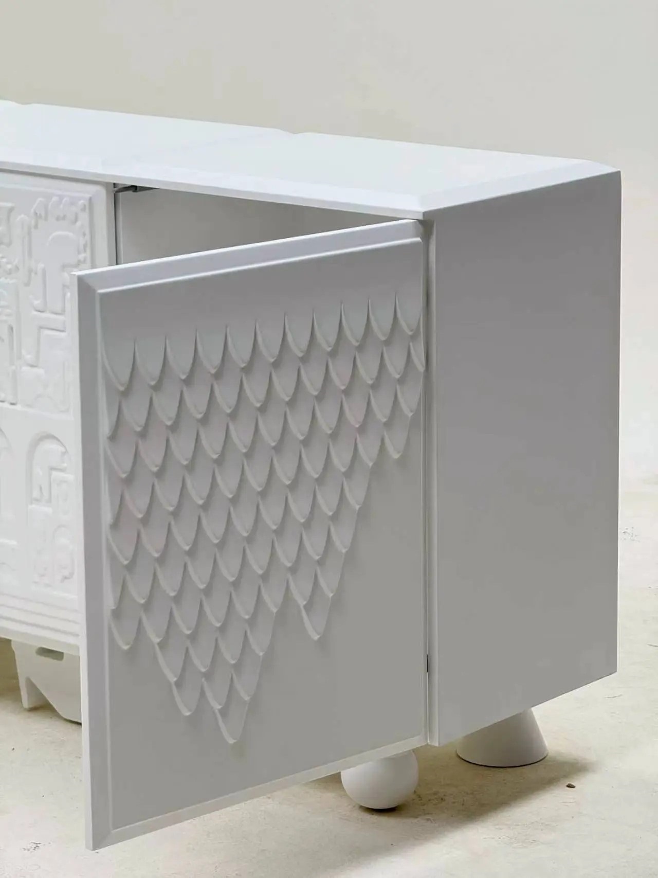 Комод WHITE