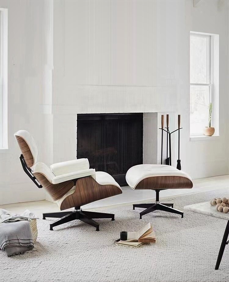 Кресло Eames Lounge с оттоманкой