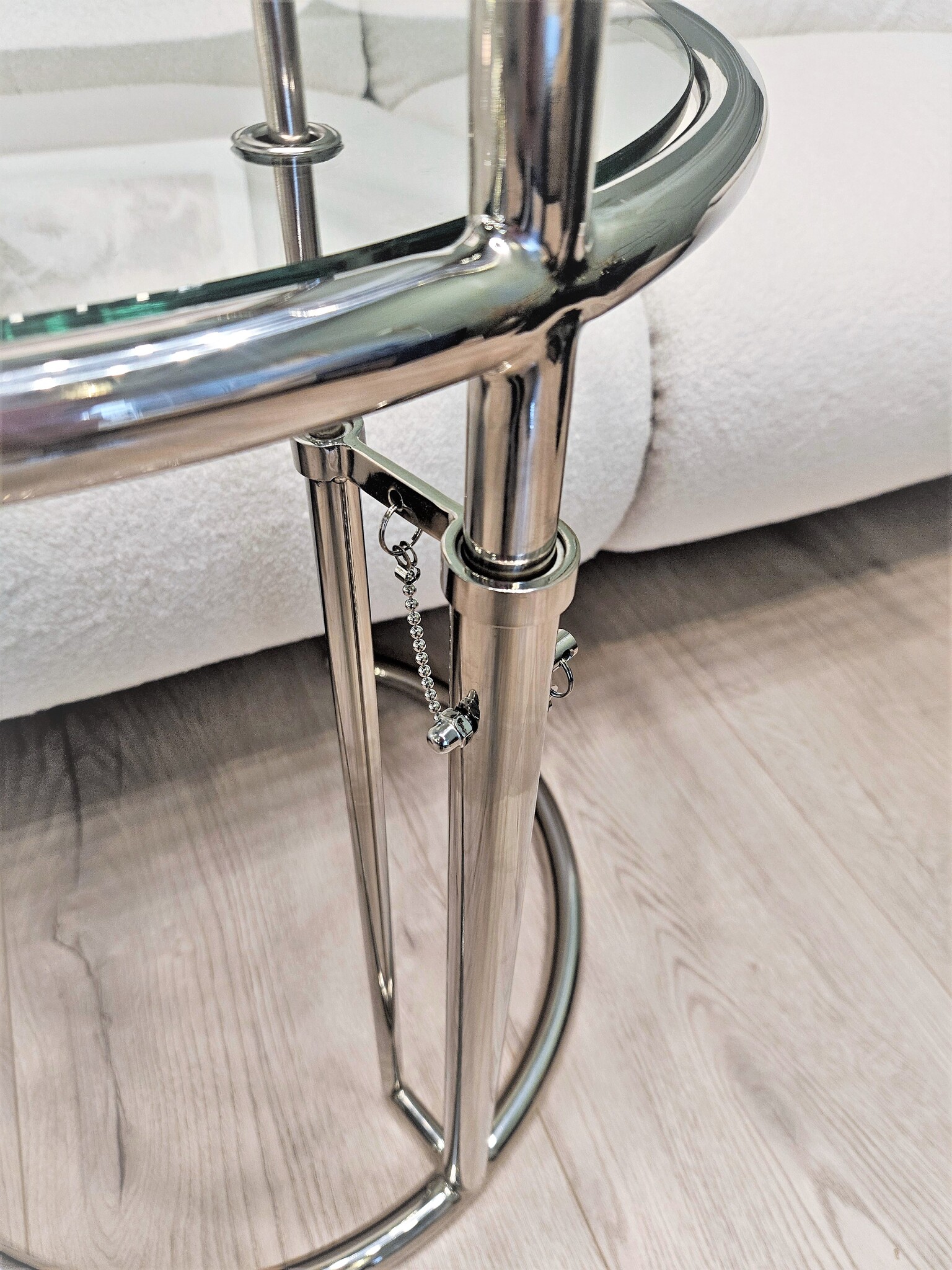 Стол Eileen Gray Style Coctail Table E1027