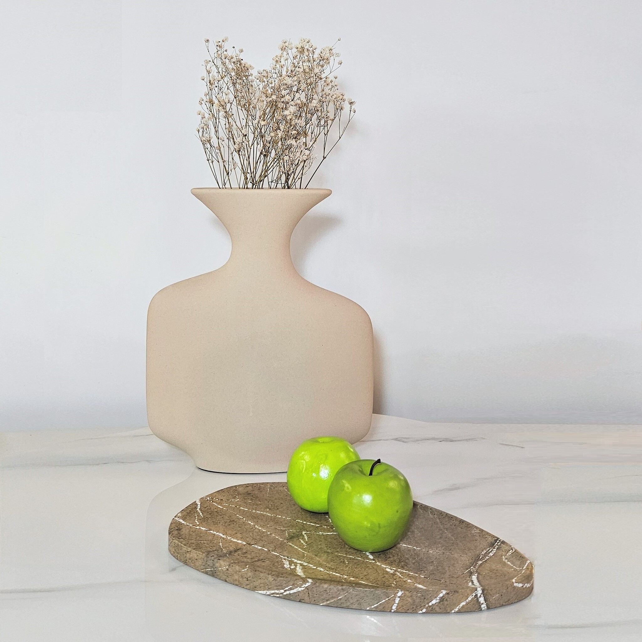 Ваза Tapered vase with flat mouth
