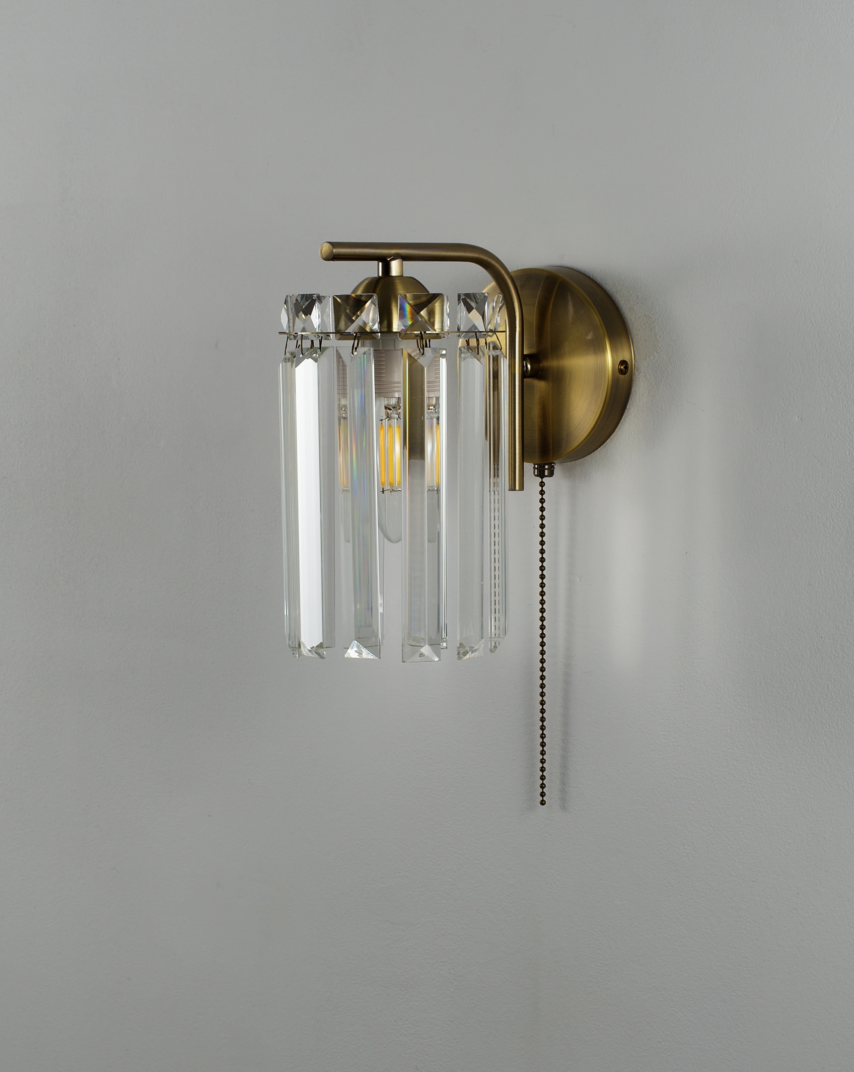 Бра V10750-1W Everly