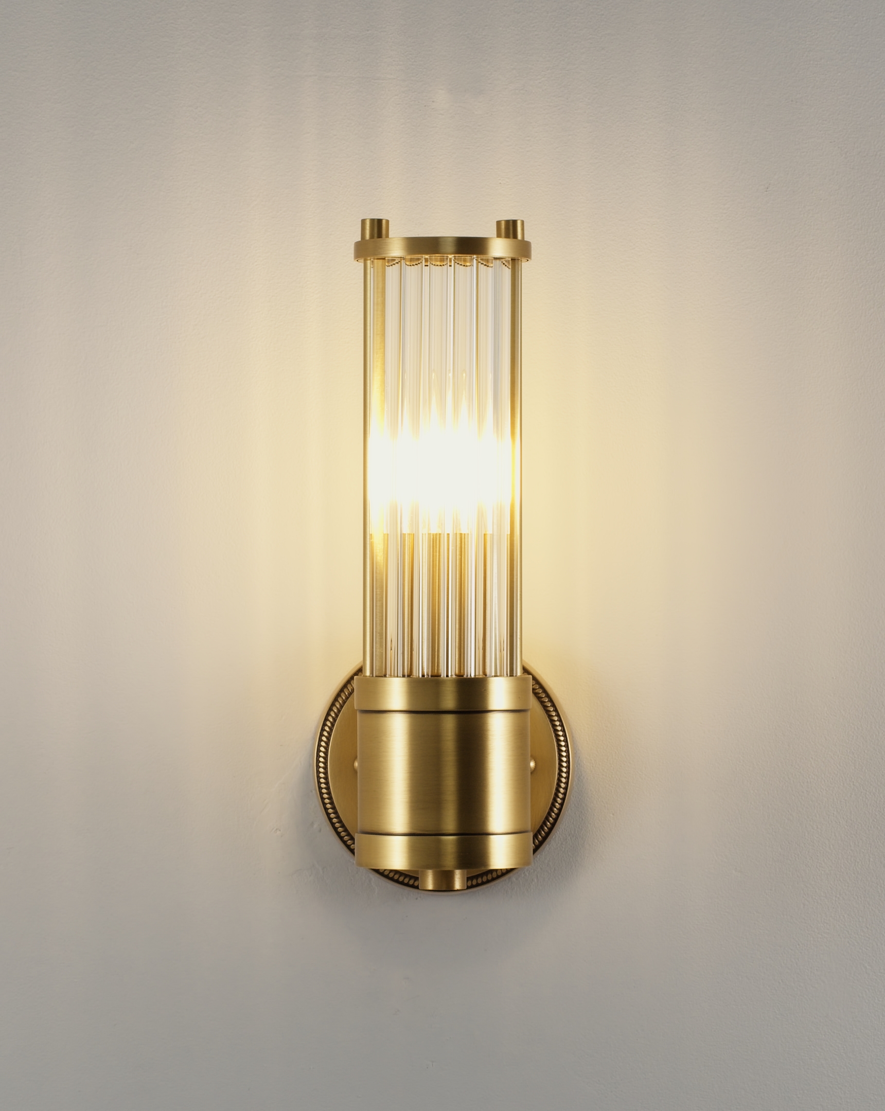 Светильник настенный V11020-1W Brass