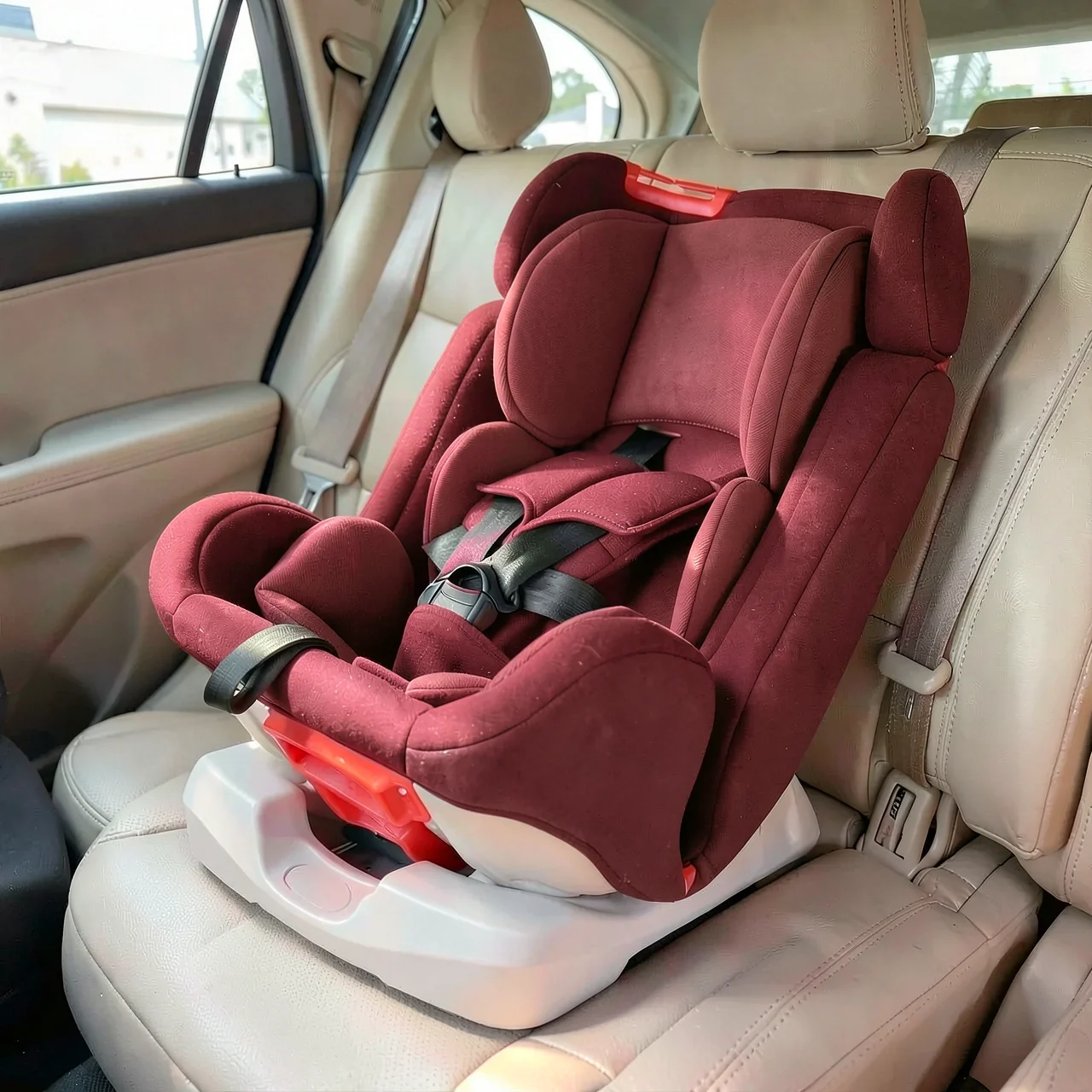 Автокресло Kim Ke Baby красное ISOFIX