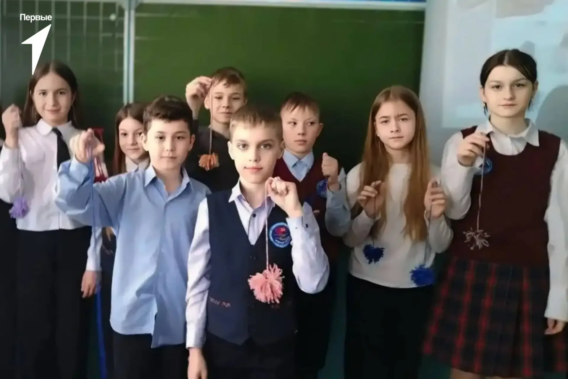 Подарок, сделанный своими руками, может дать кому-то тепло и ощущение, что ты нужен 🥰  Участник Движ