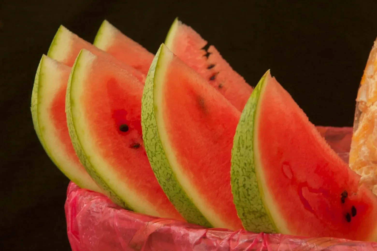 🍉 У арбуза выявили неожиданную пользу для здоровья  Арбуз оказался не только летним десертом, но и п