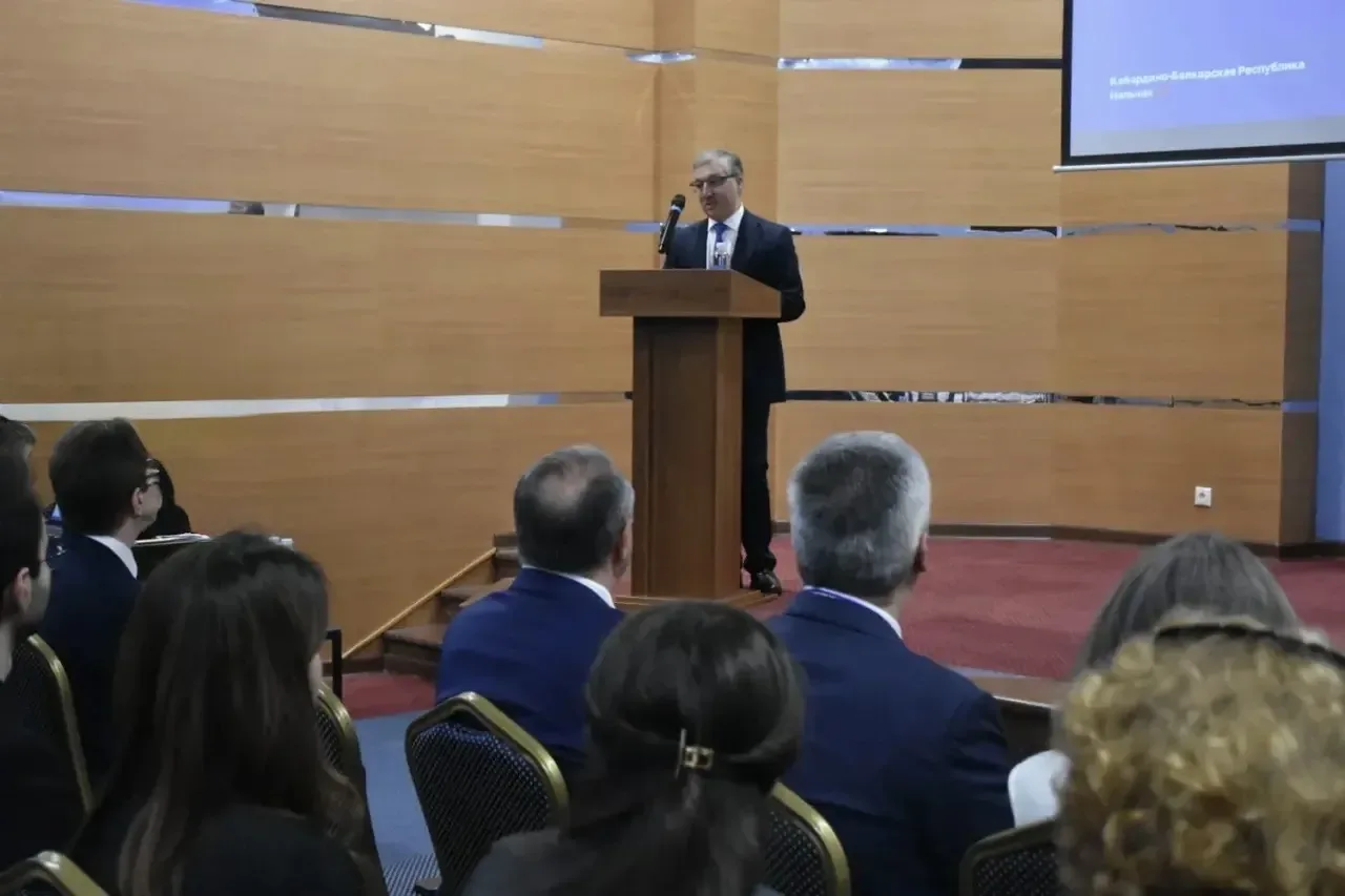 🗣️: Трансформацию концепции оценки эффективности налоговых органов обсудили в Нальчике  🤝 Повышение 